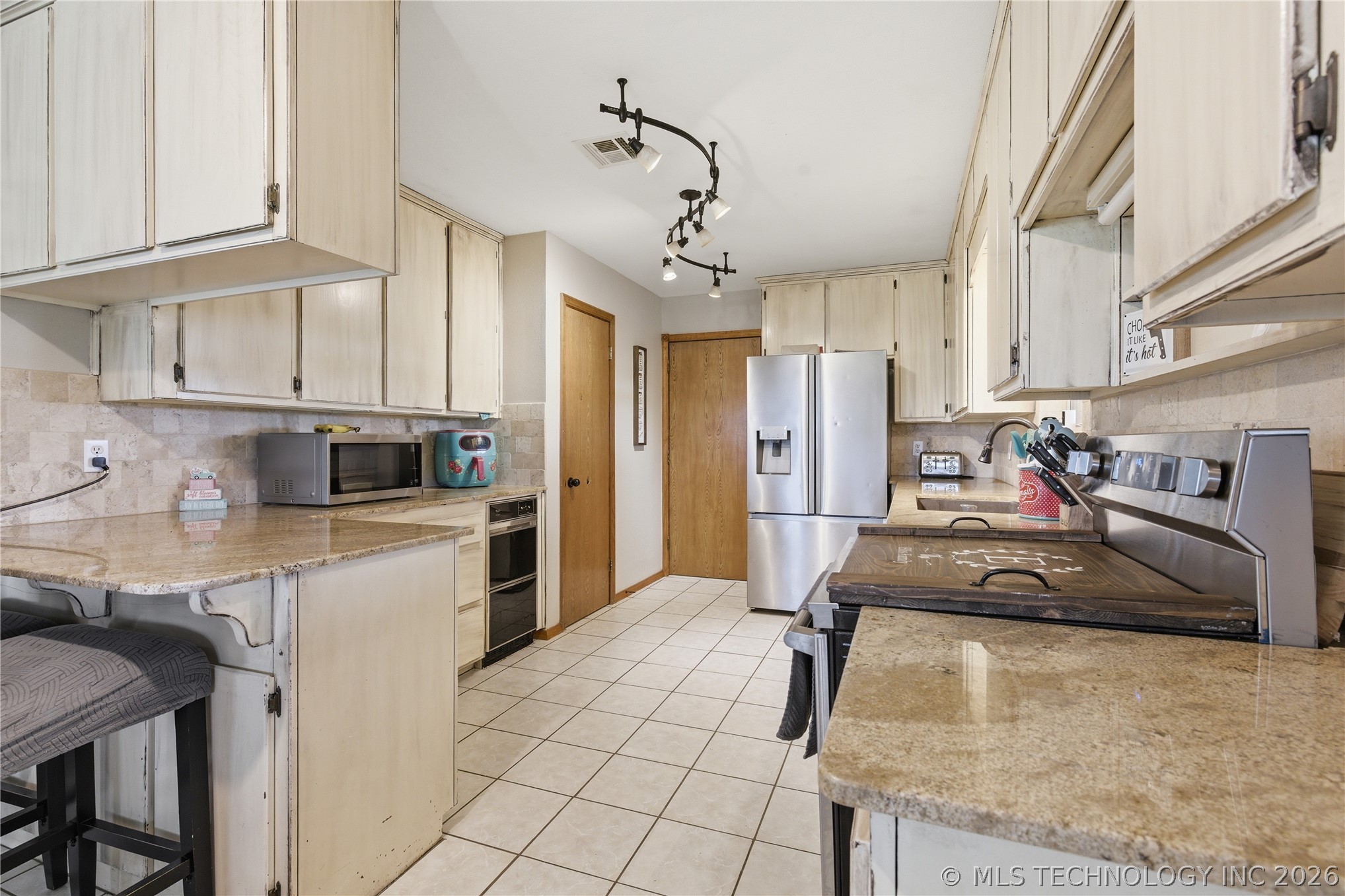 36474 E 1470 Property Photo 17