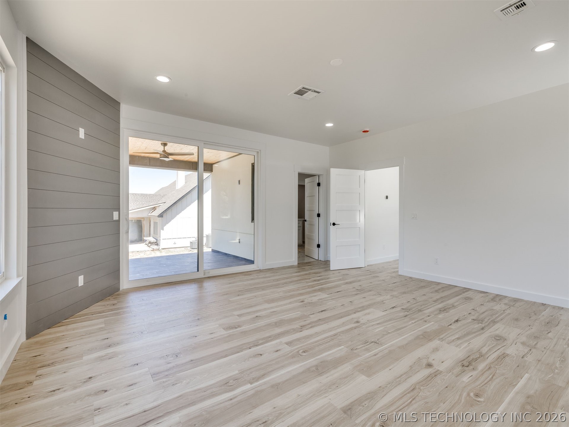 116771 S 4299 Loop Property Photo 45