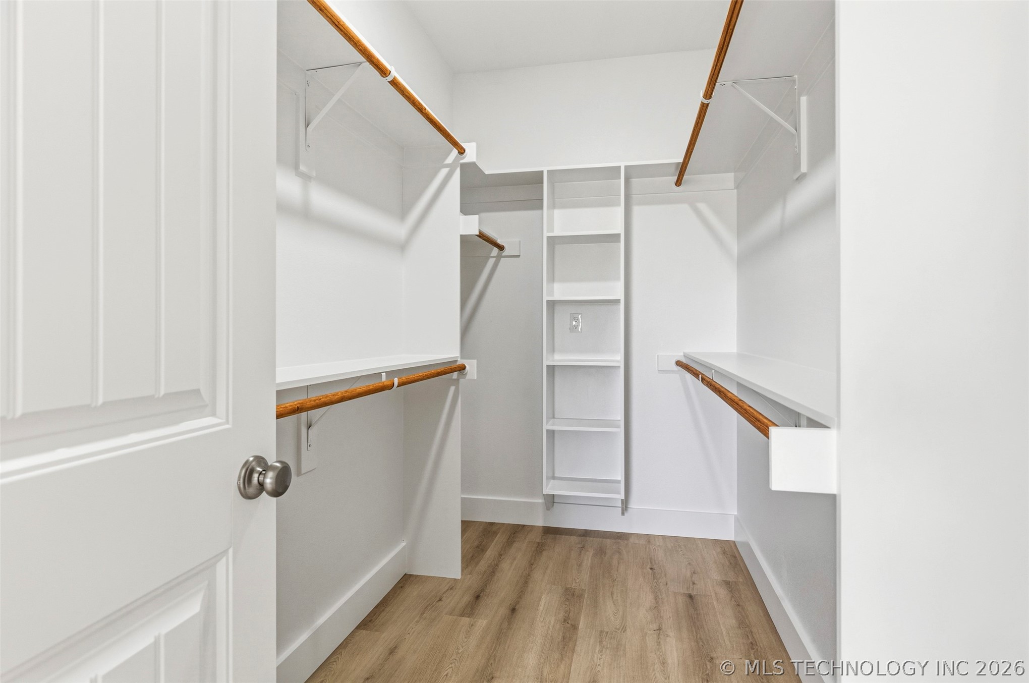 112 S B Street Property Photo 15