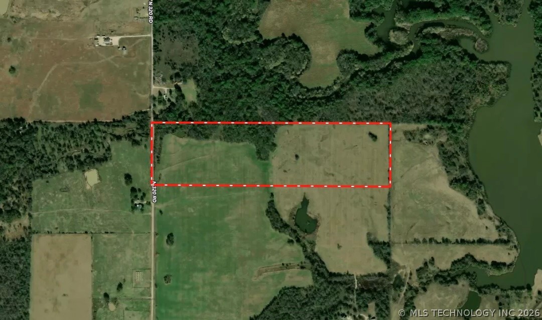 1 N 320 Road Property Photo 3