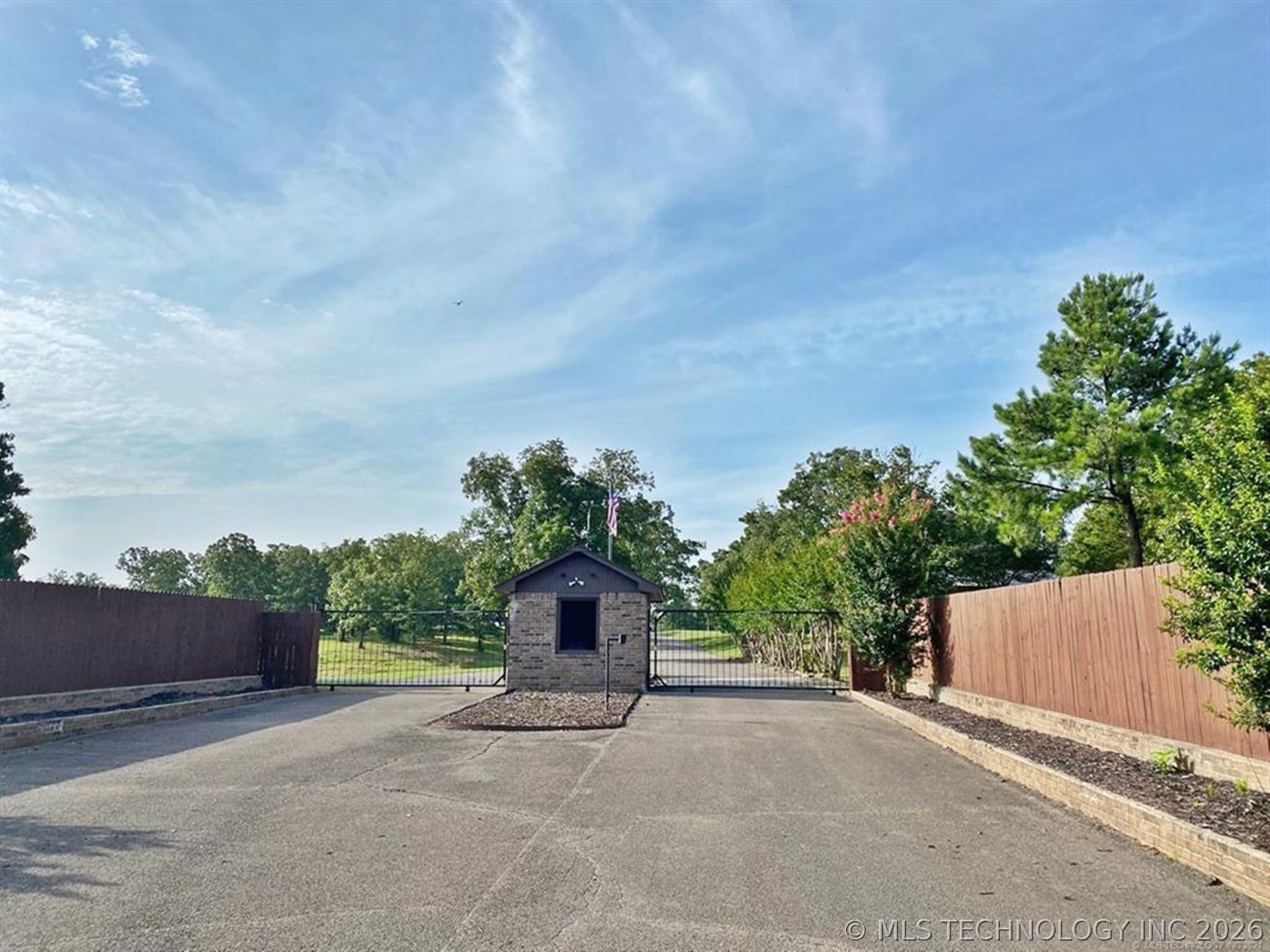 36358 S Cedar Road Property Photo 14