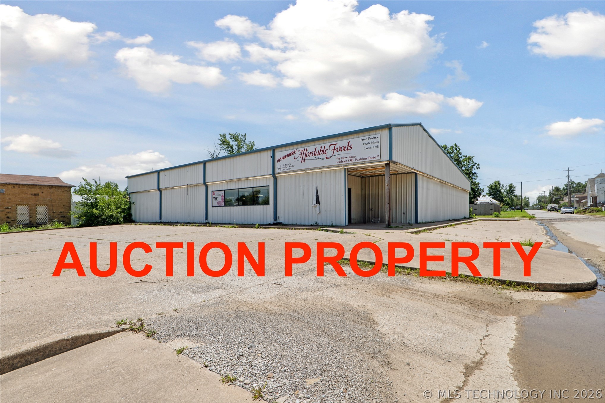 617 Main Street Property Photo 1