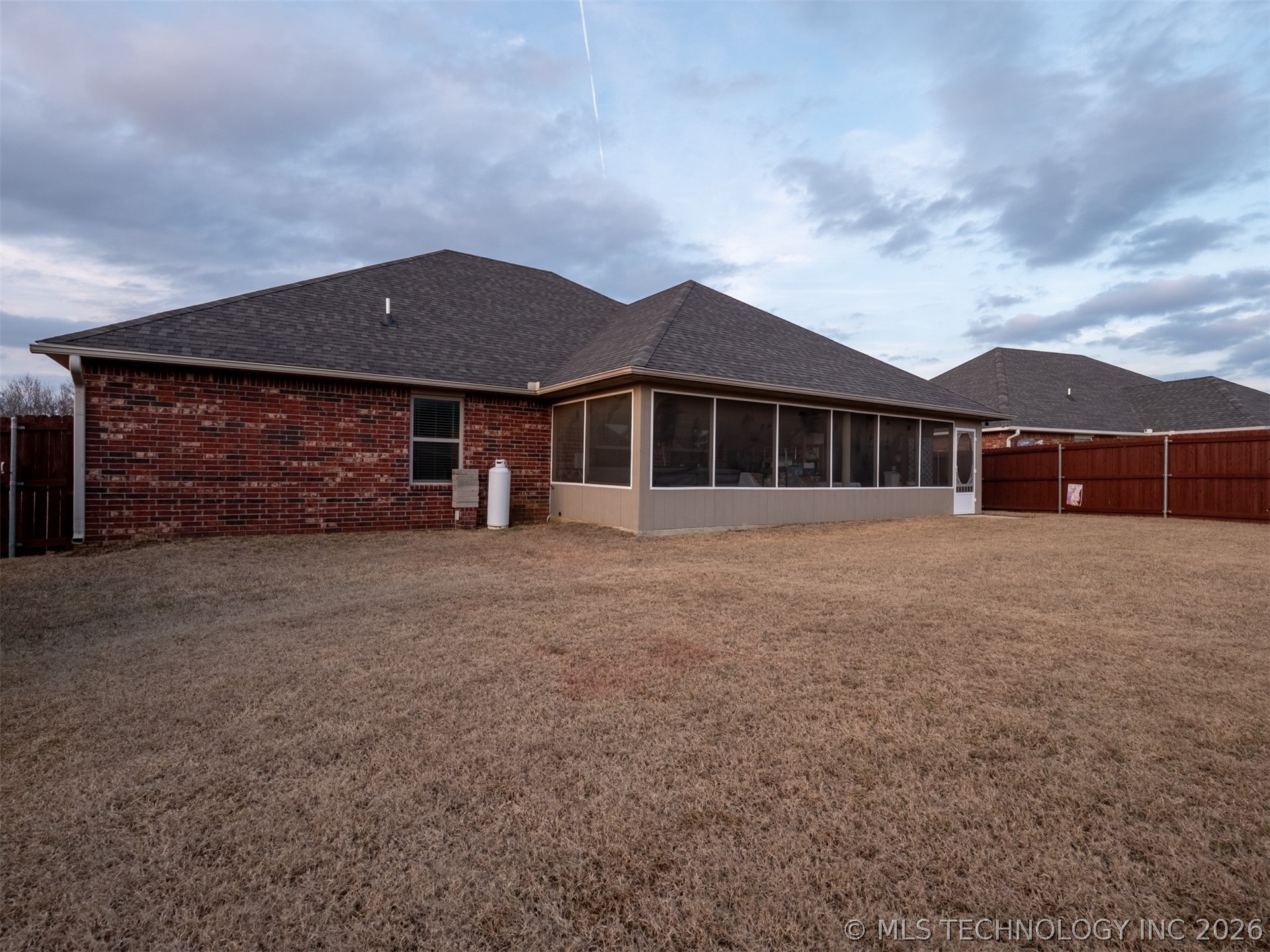 1400 Monarch Drive Property Photo 7