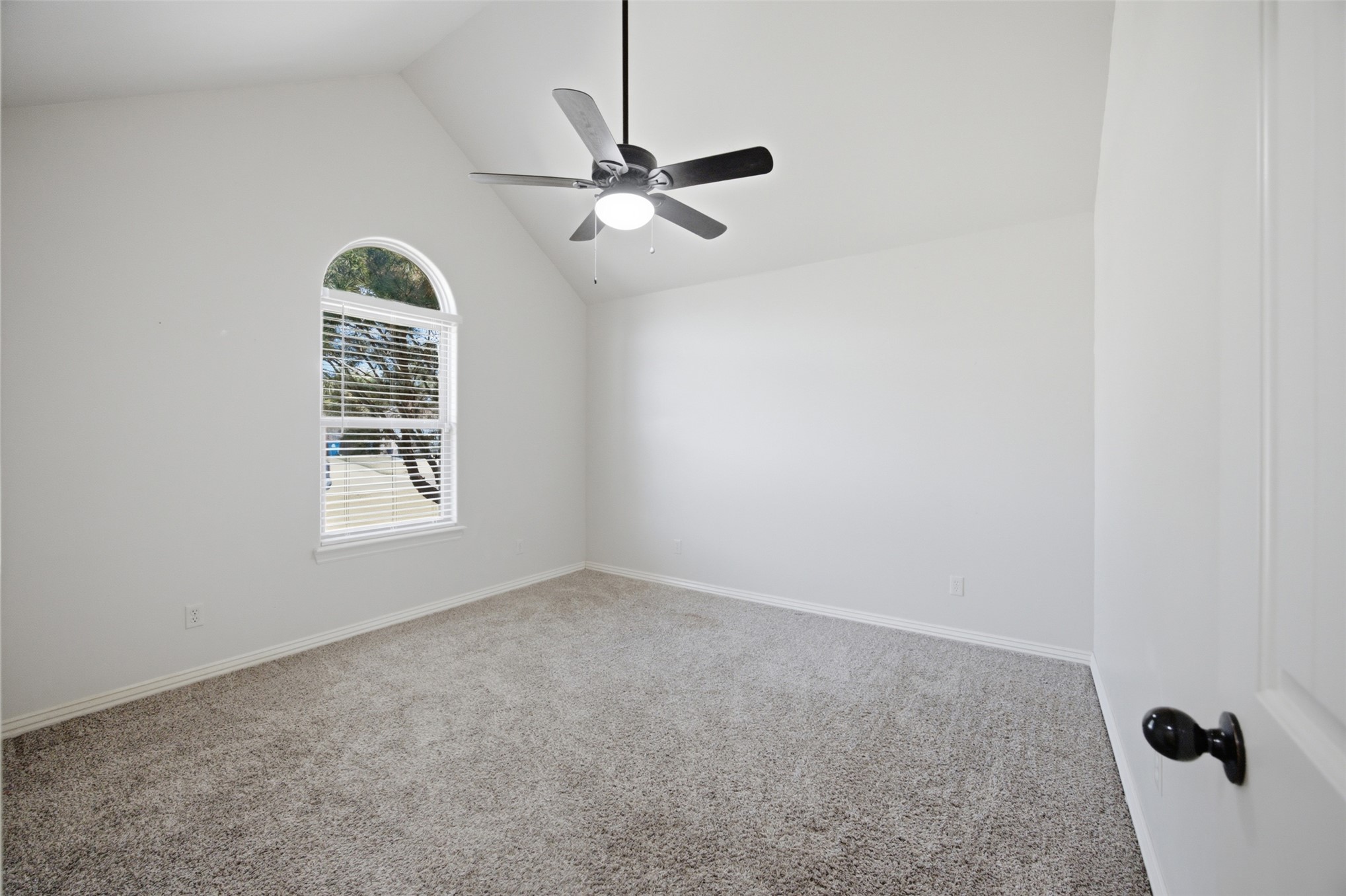 1400 Monarch Drive Property Photo 15
