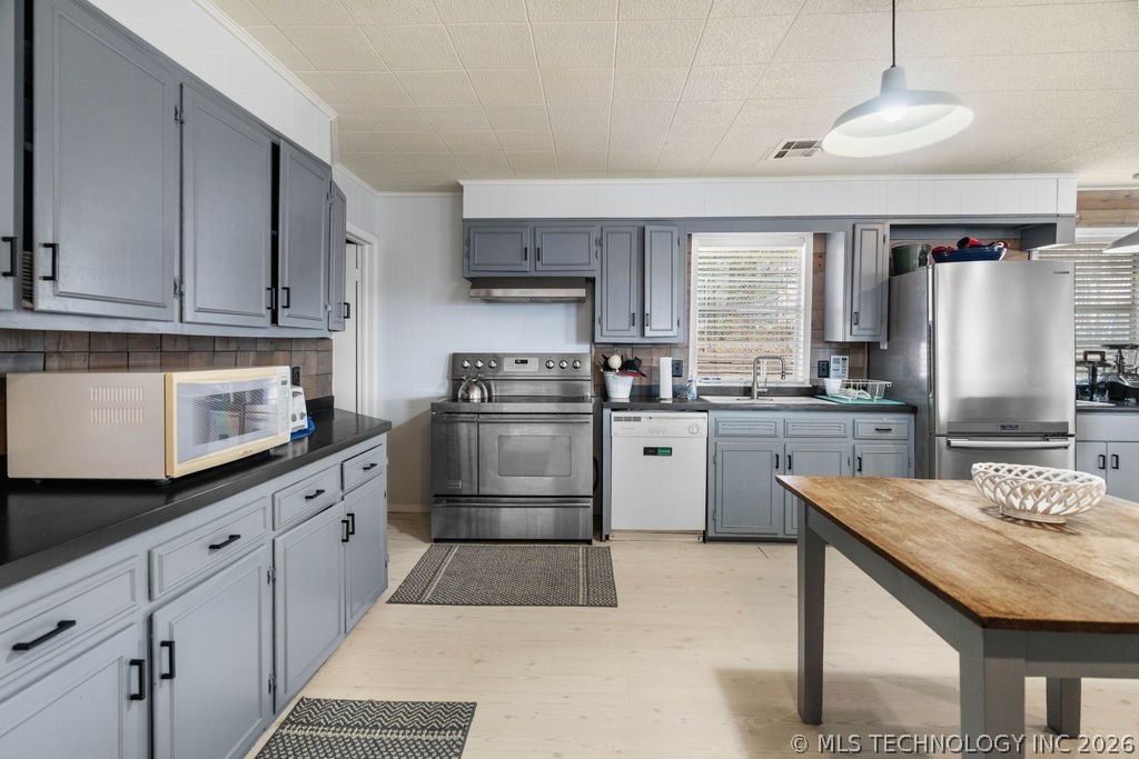 7386 Sooner Road Property Photo 19