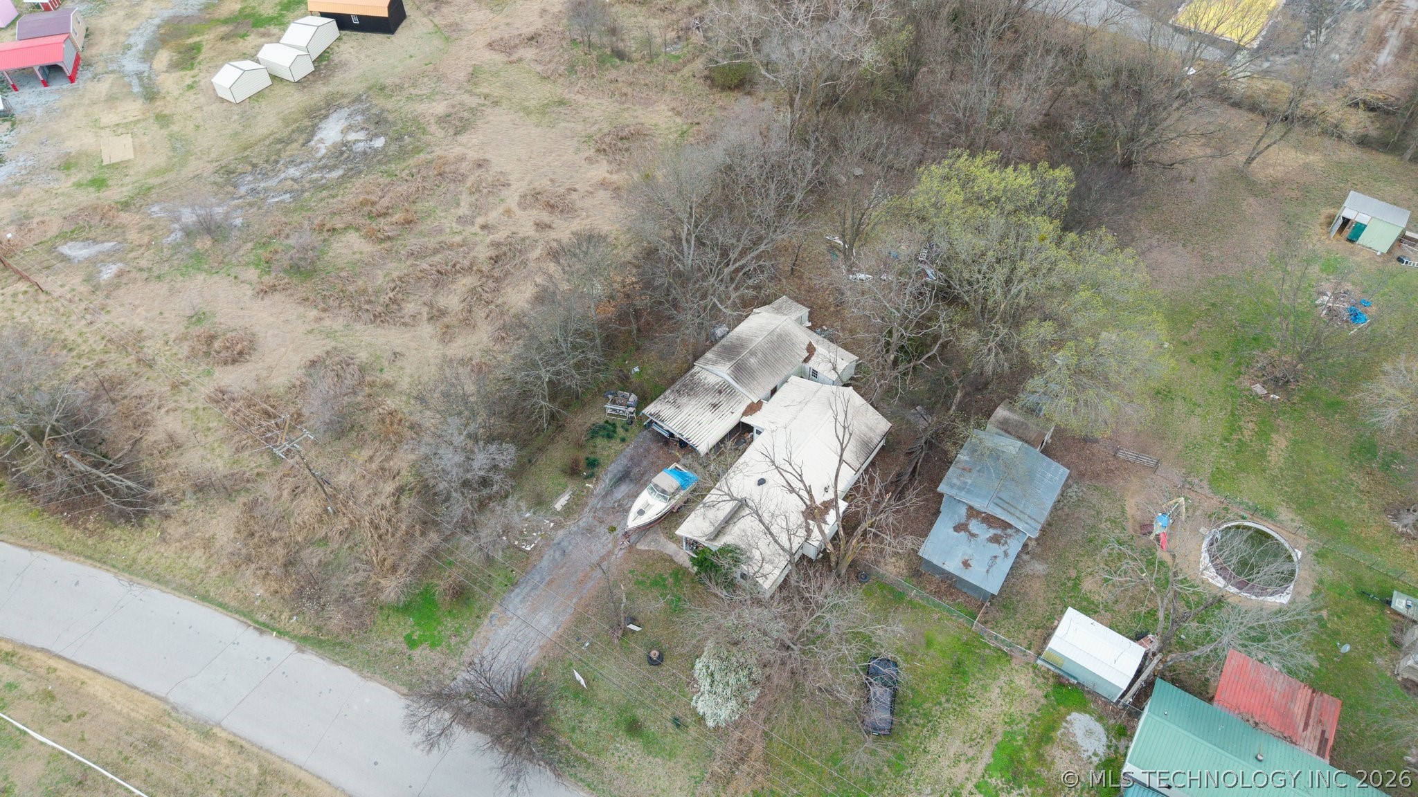 404 N Maple Property Photo 4