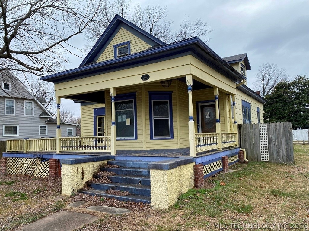 4 E Street Sw Property Photo 2