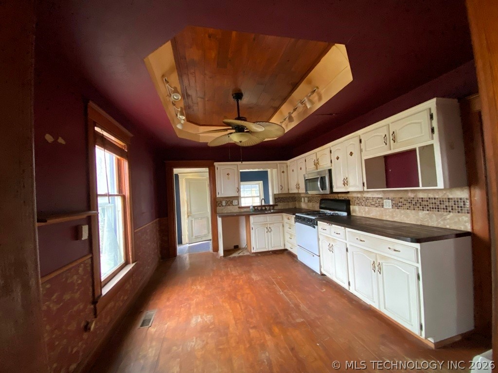 4 E Street Sw Property Photo 7