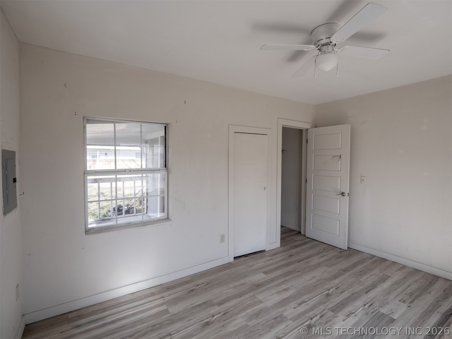 819 N Oak Property Photo 14