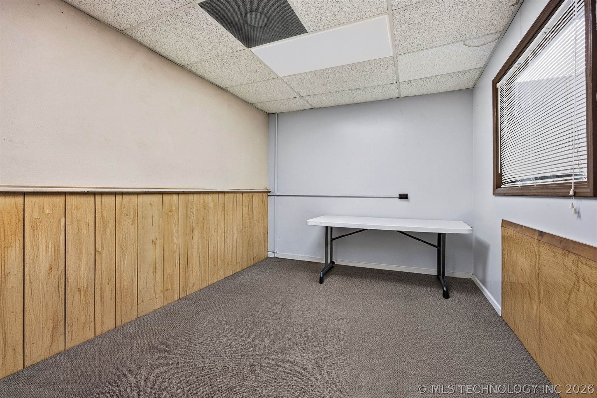 104 E Main Property Photo 21
