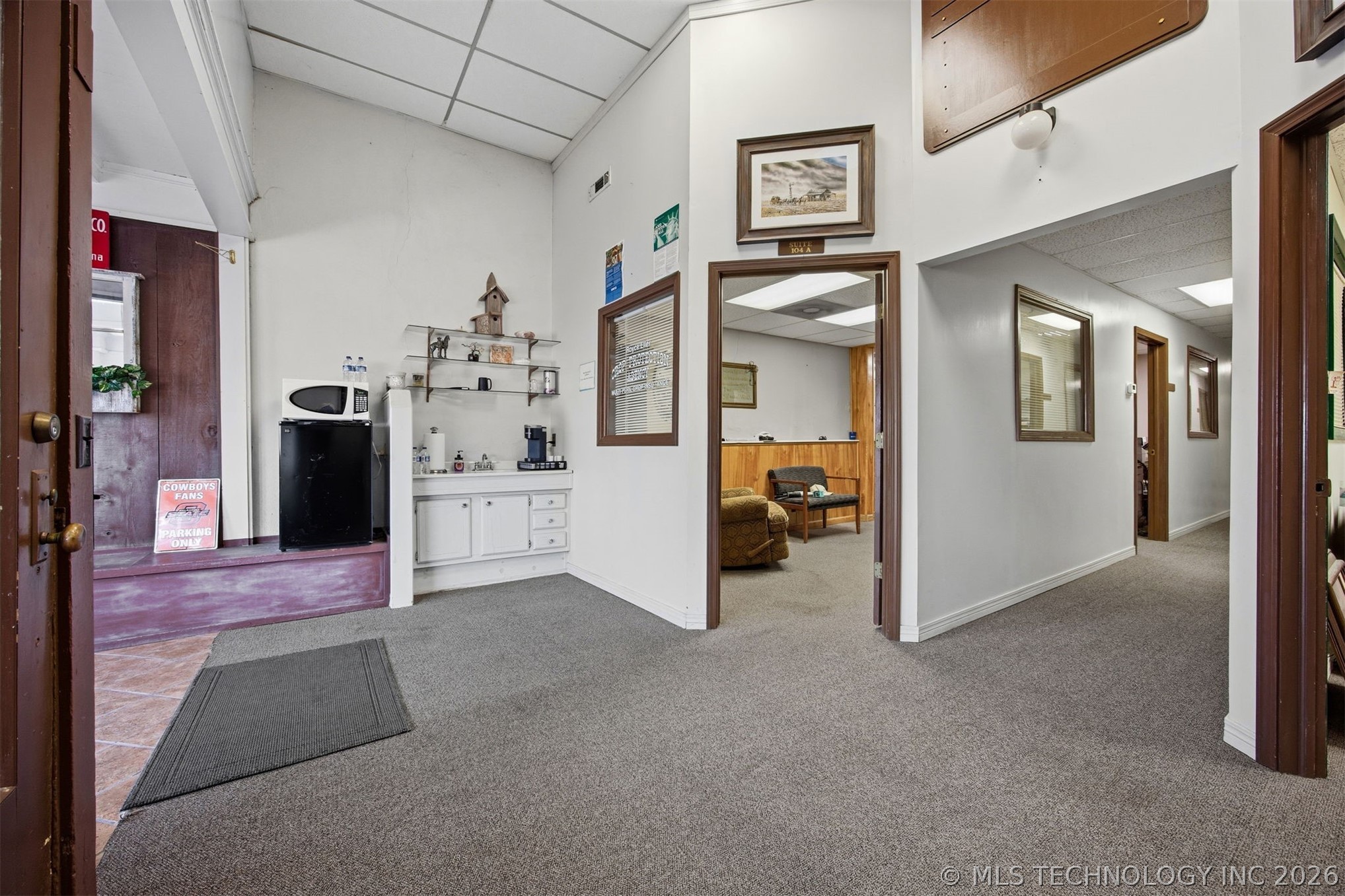 104 E Main Property Photo 28