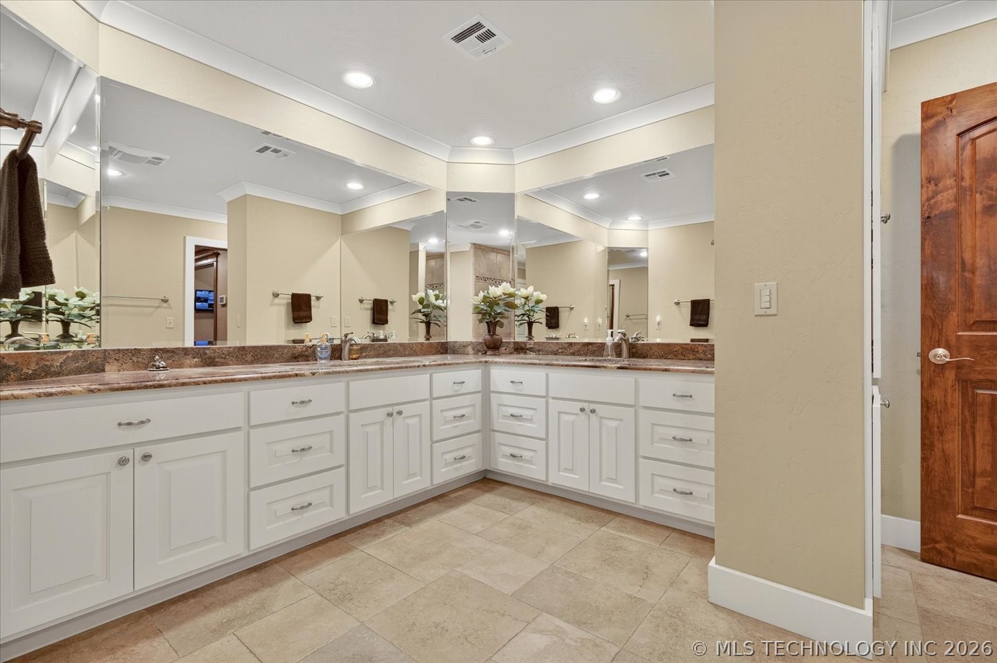 21271 N 4030 Road Property Photo 29