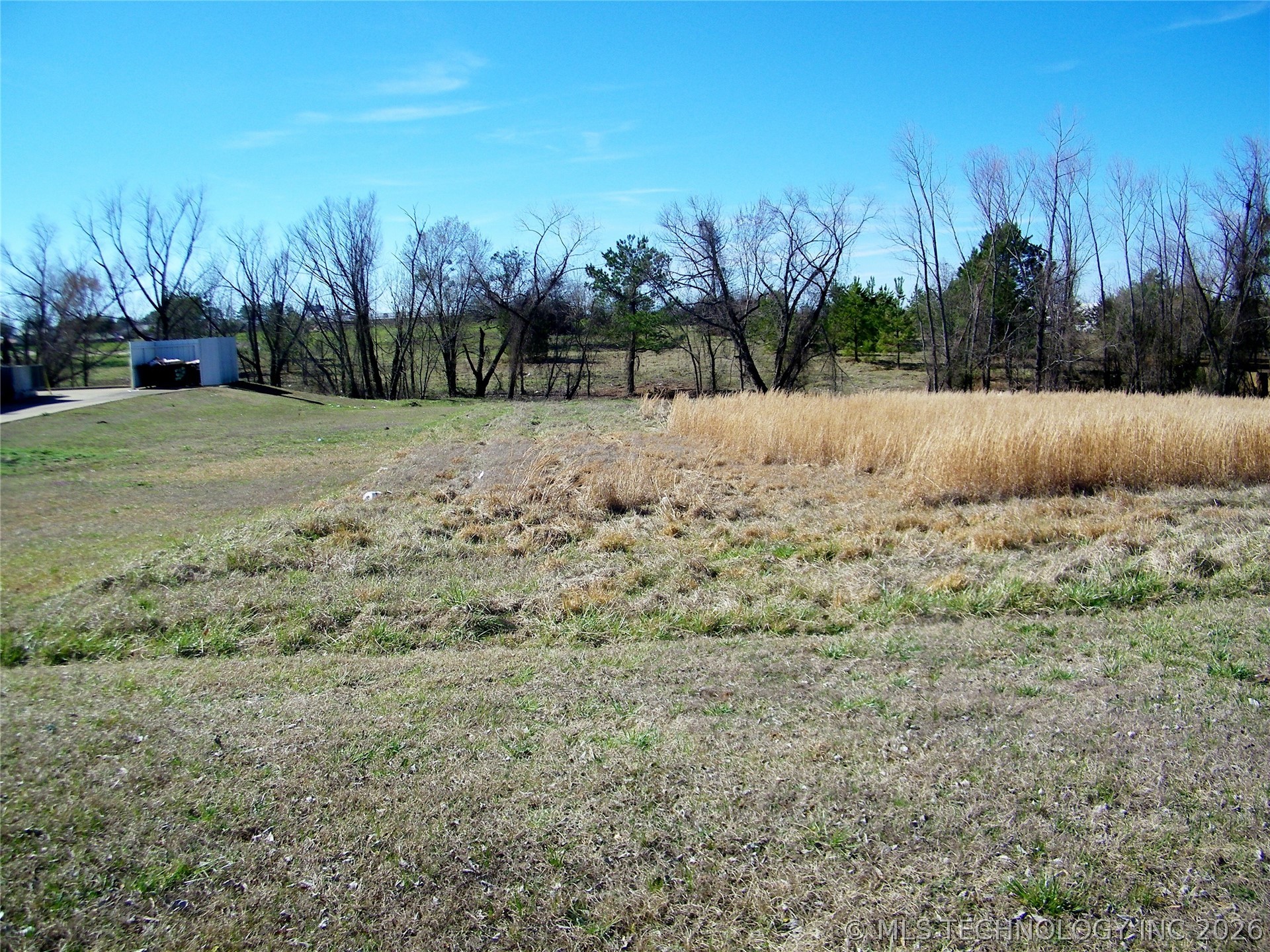 2 E Washington Street Property Photo 27