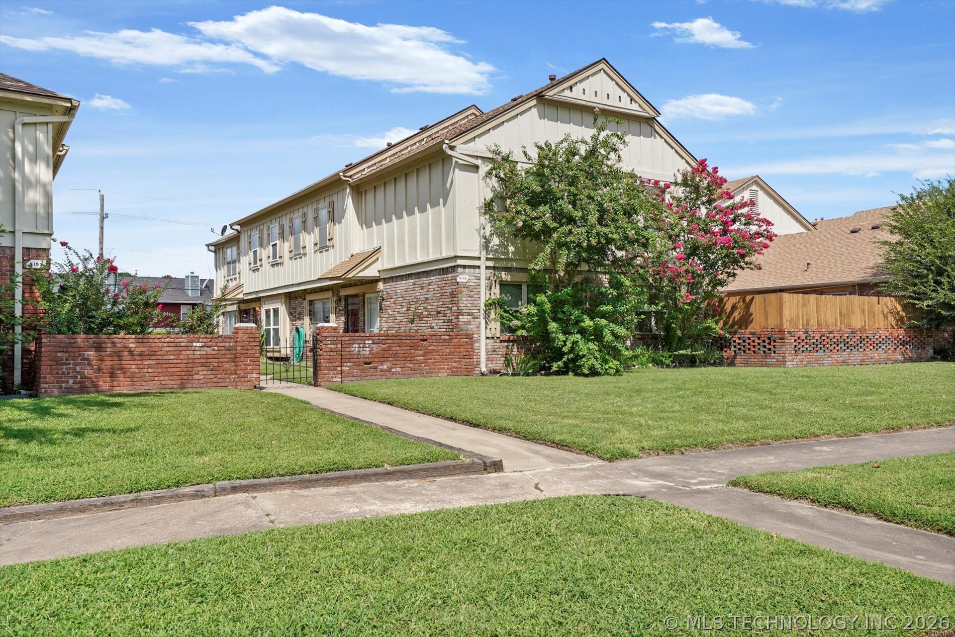 6148 S Madison Place 6148-a Property Photo 4
