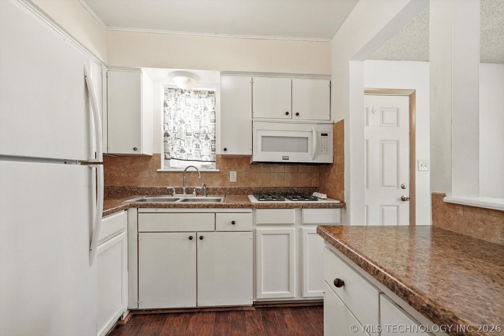 6148 S Madison Place 6148-a Property Photo 13