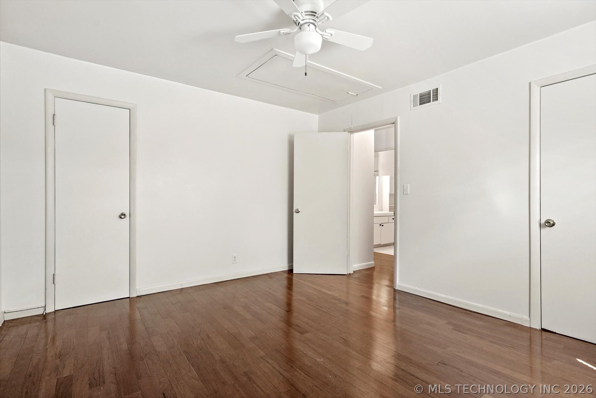 6148 S Madison Place 6148-a Property Photo 19
