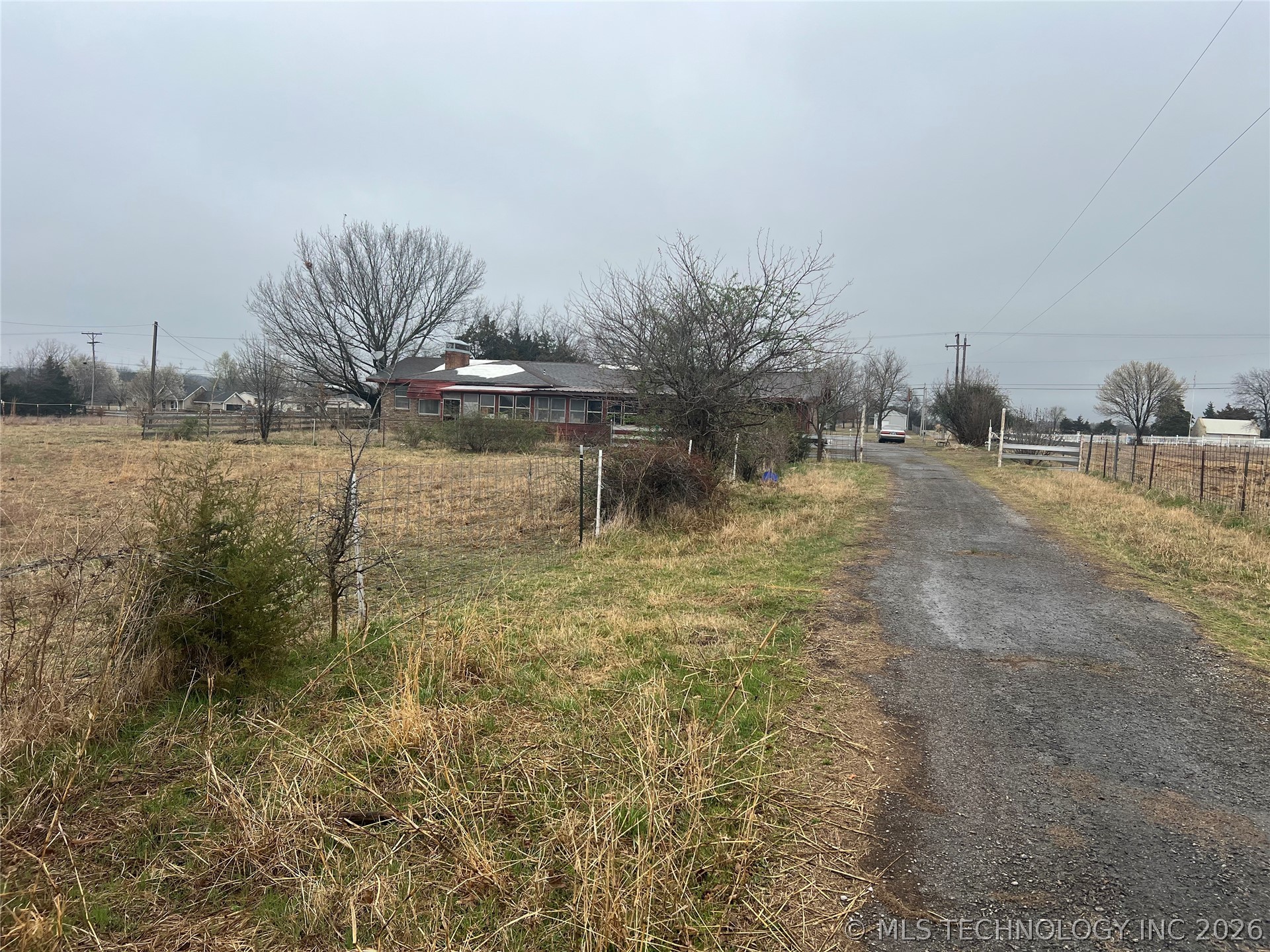 19512 E 595 Road Property Photo 39