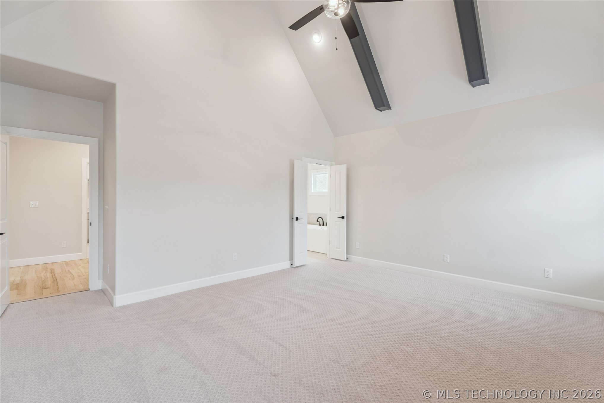 6322 N Wildwood Lane Property Photo 23