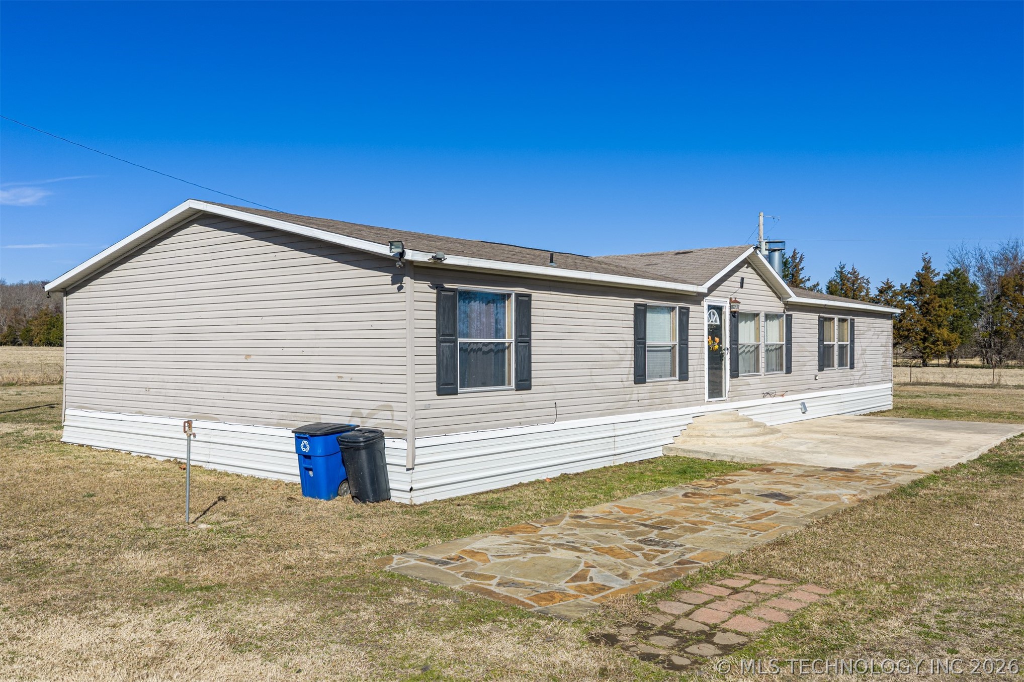 24439 Blue Goose Property Photo 3