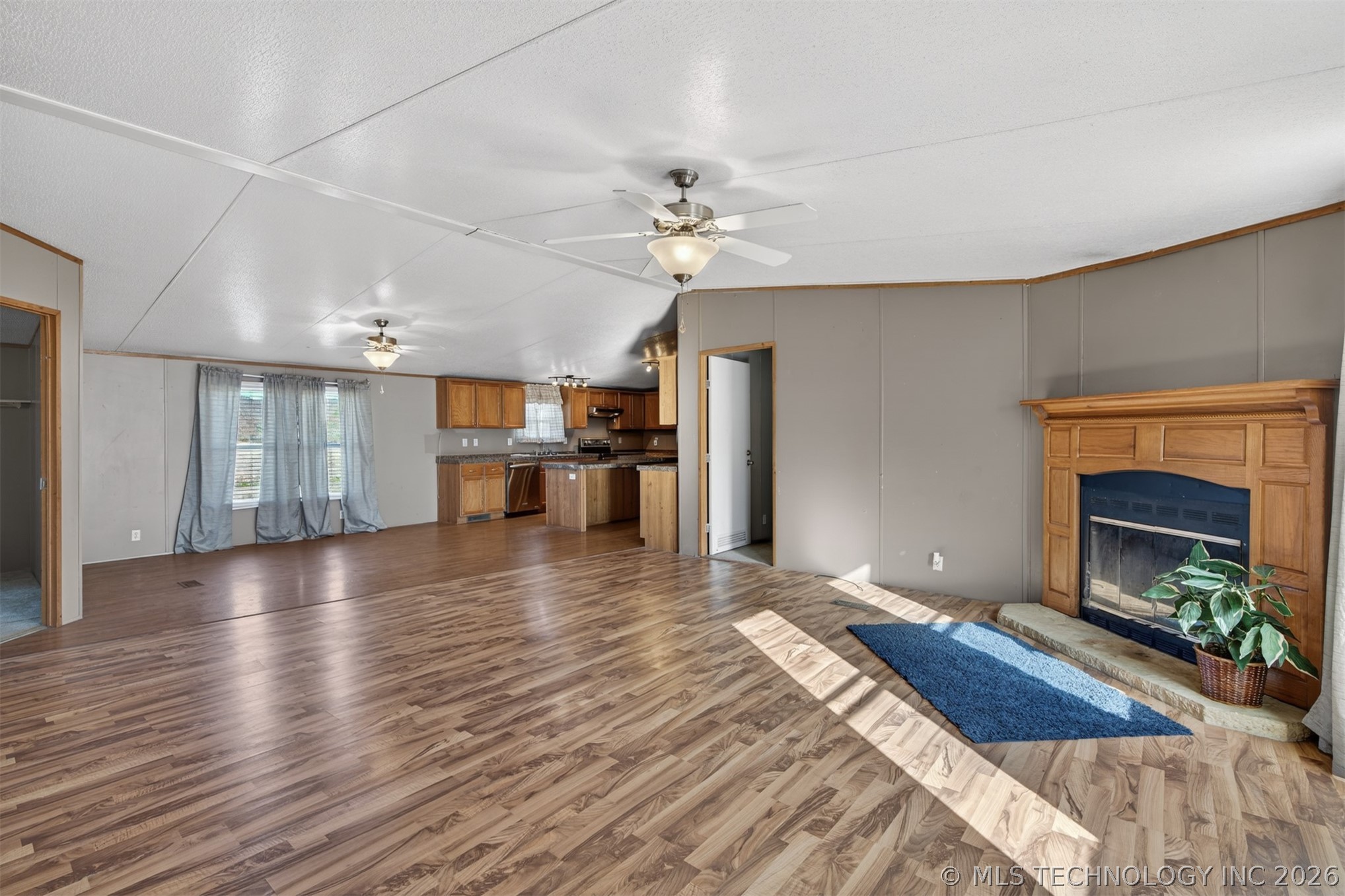 24439 Blue Goose Property Photo 8