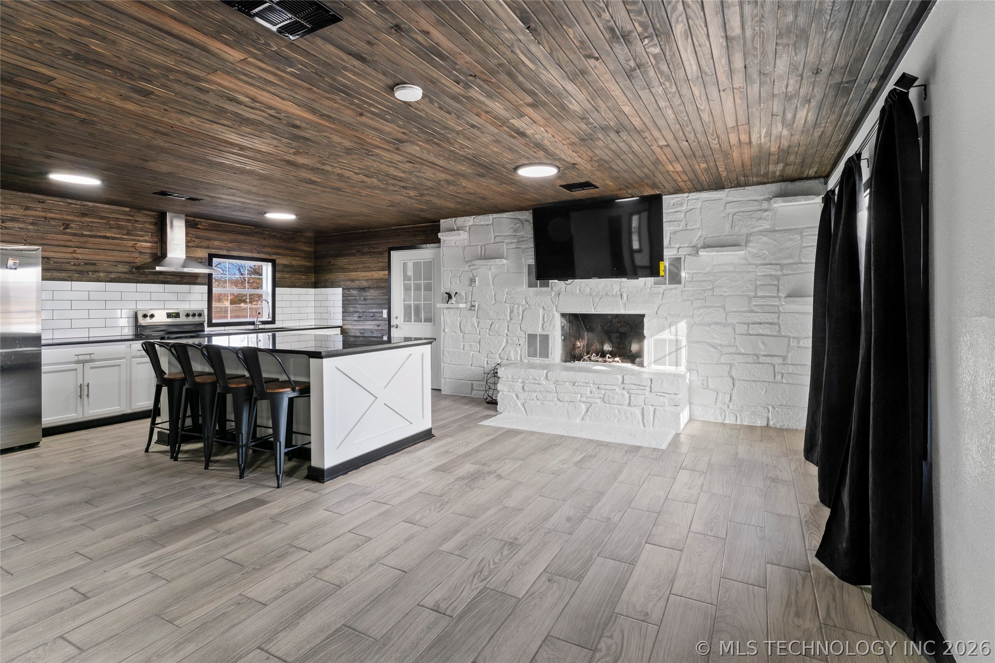 17090 S 4170 Road Property Photo 8