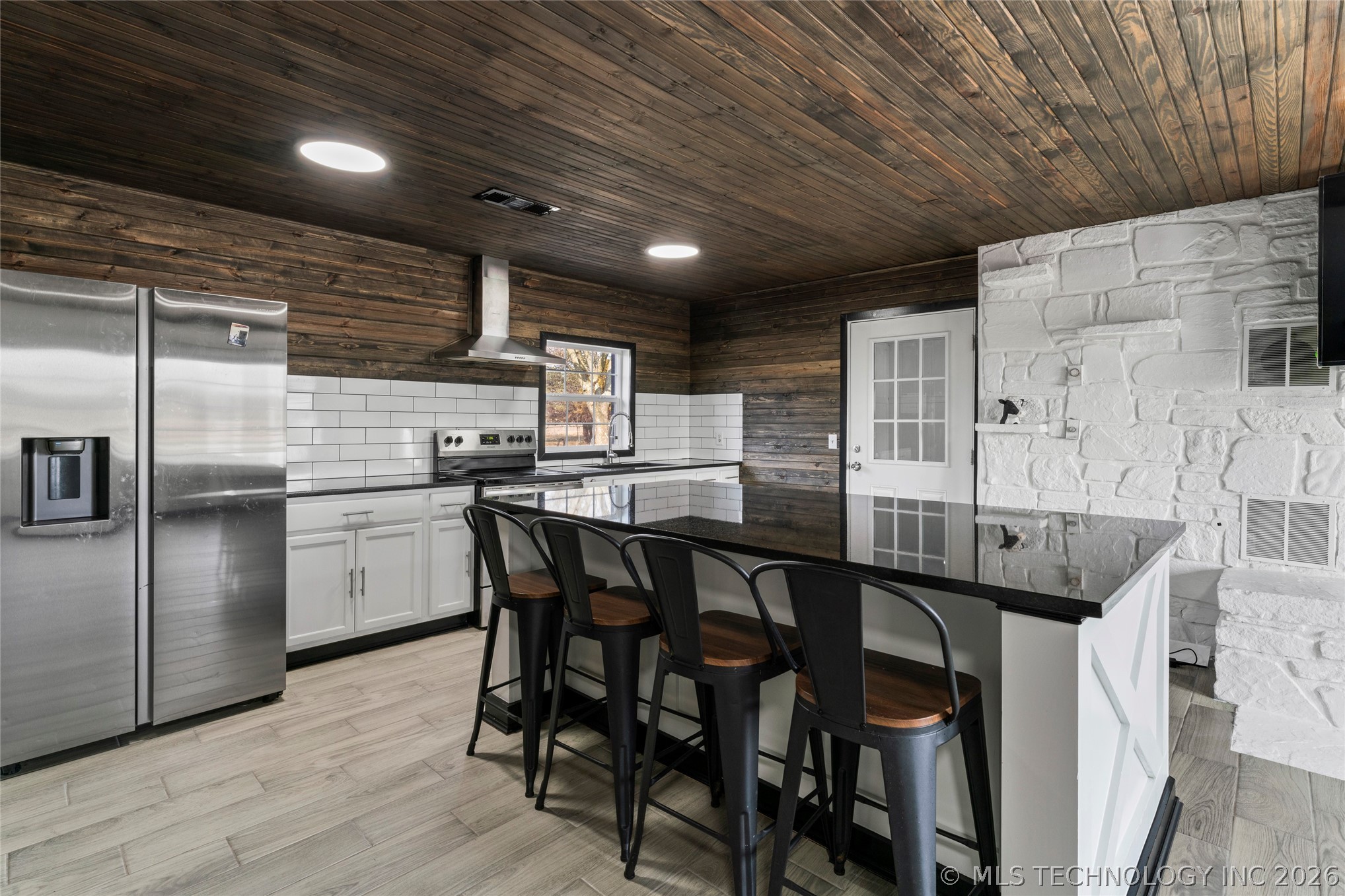 17090 S 4170 Road Property Photo 11