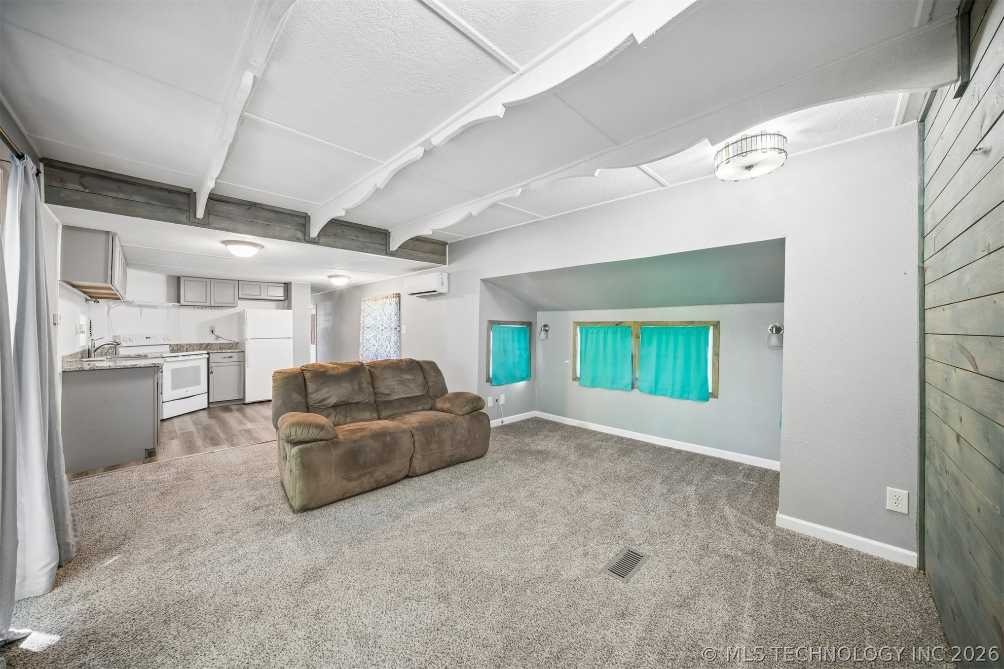 25640 S 607 Road Property Photo 6