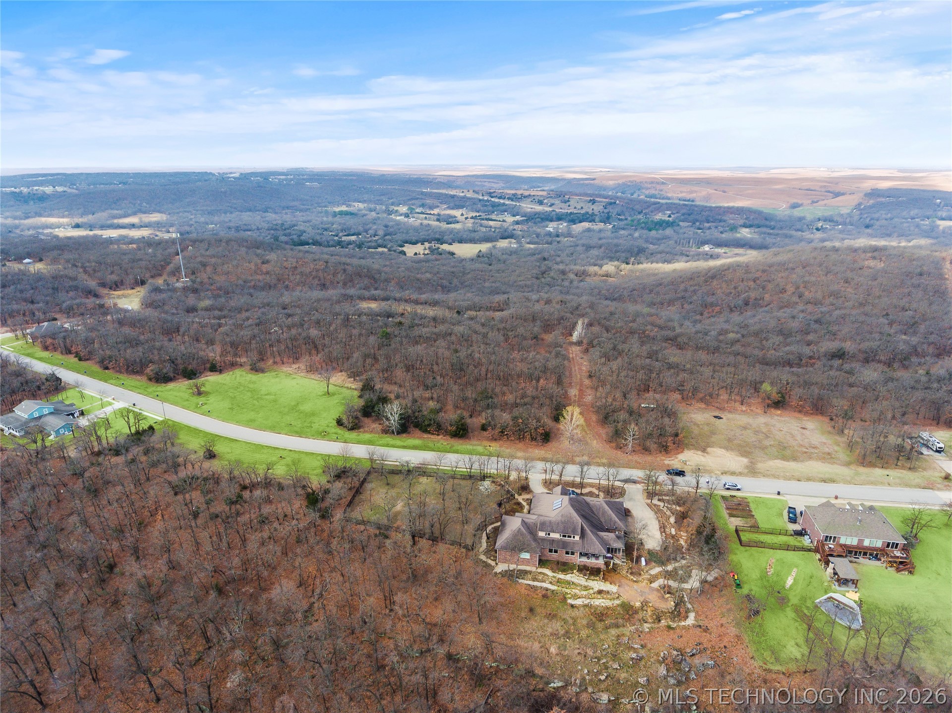 2711 Mountain Road Property Photo 9