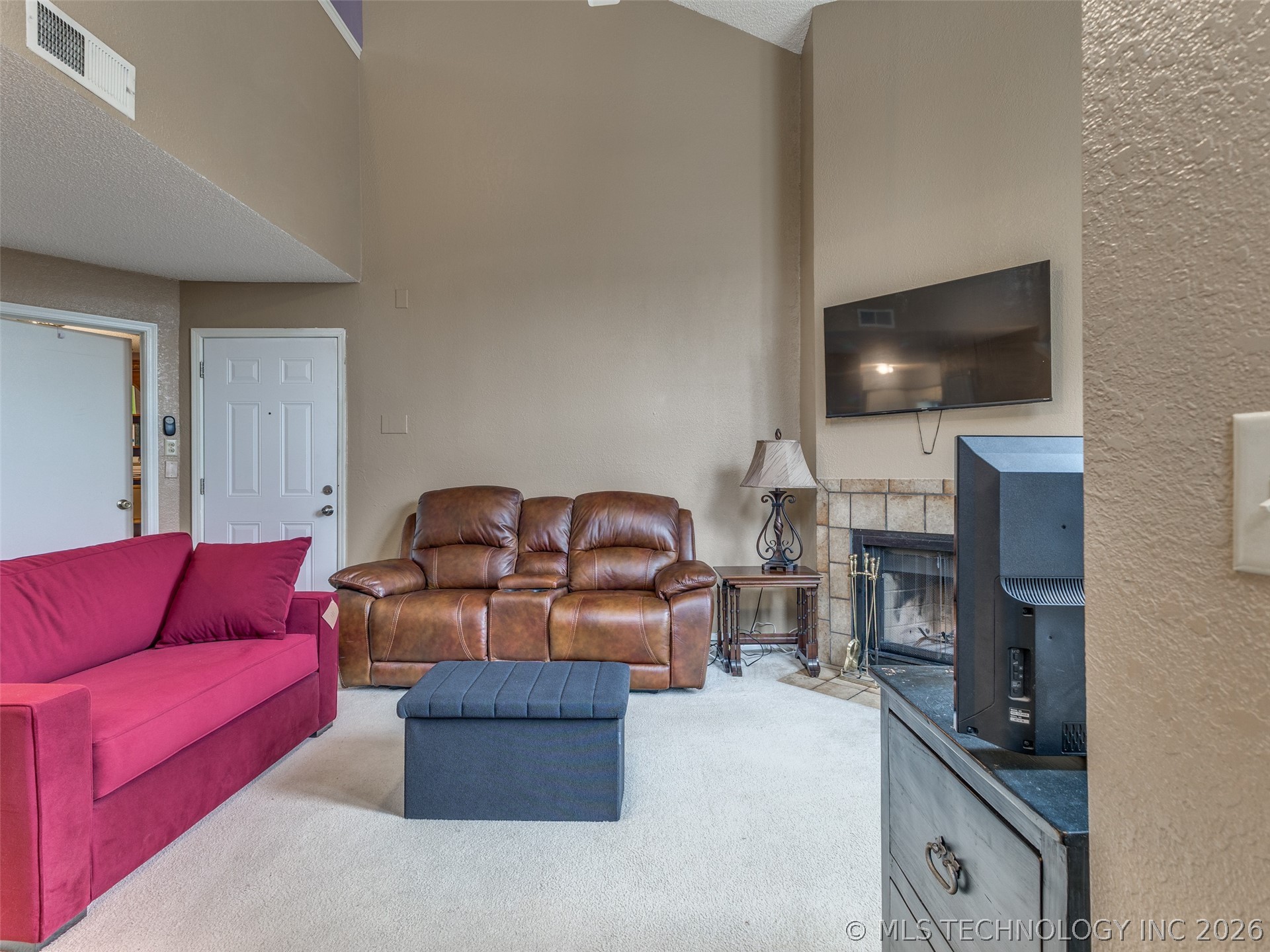 6737 S Peoria Avenue C202 Property Photo 10