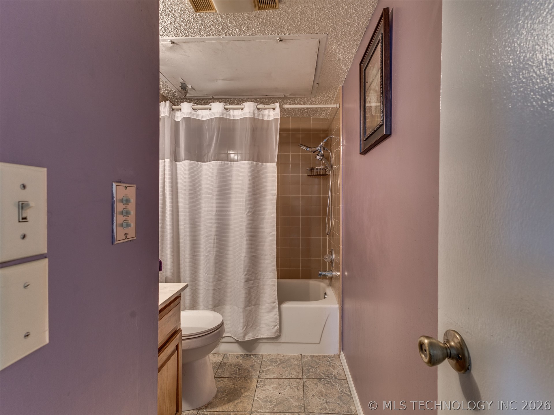 6737 S Peoria Avenue C202 Property Photo 17