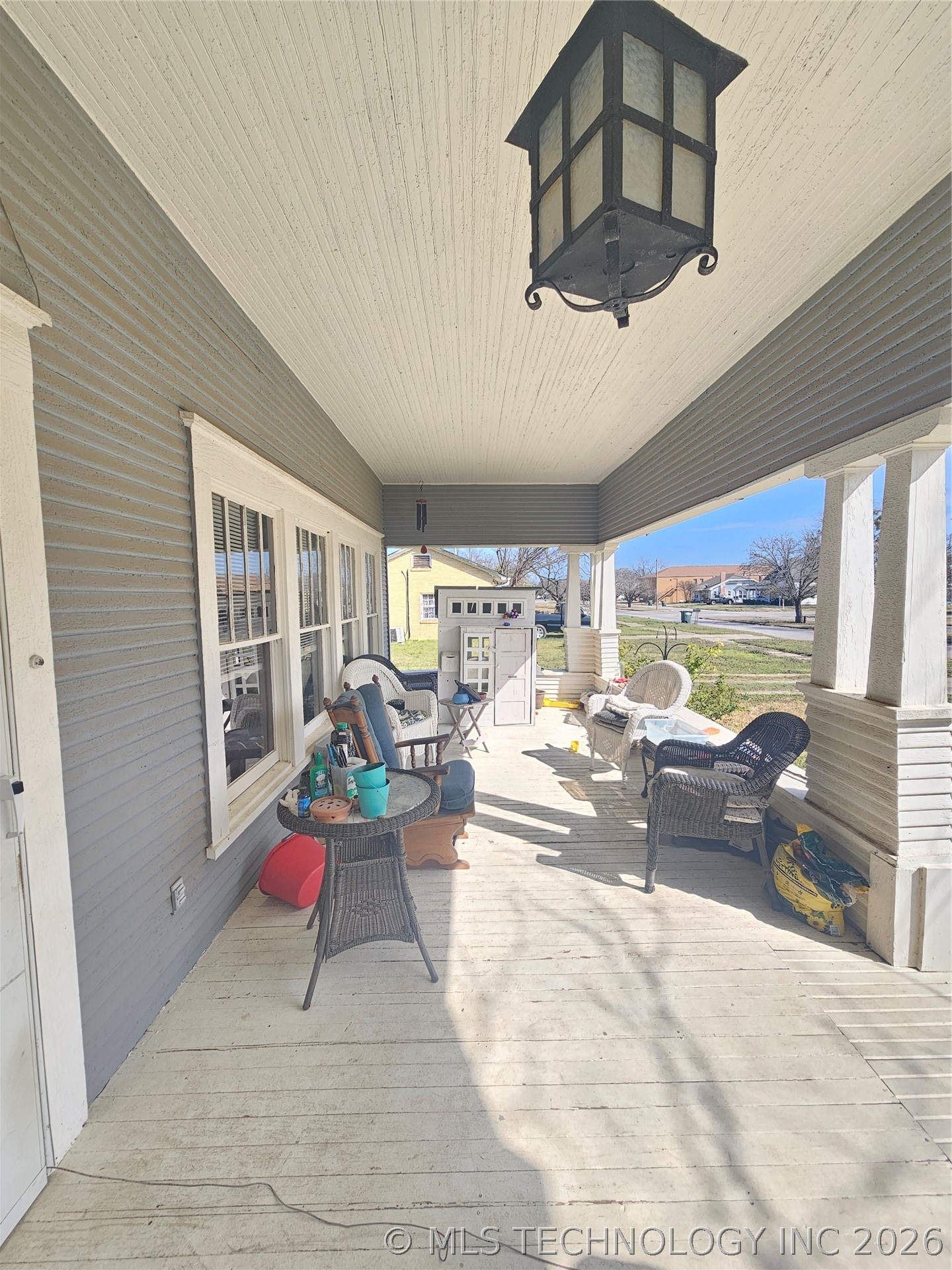 504 W Broadway Property Photo 2