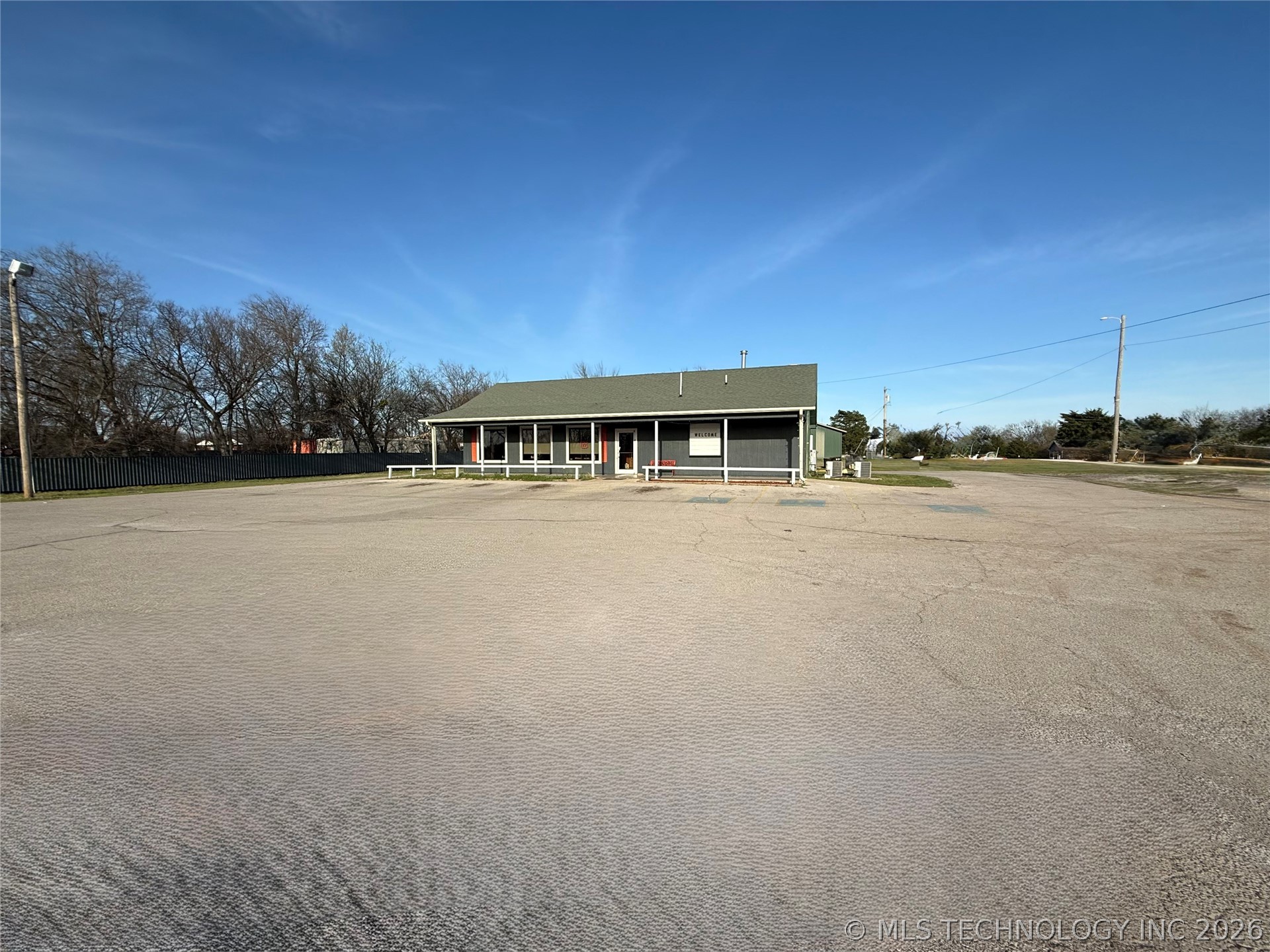 1008 N Highway 77 Property Photo 7