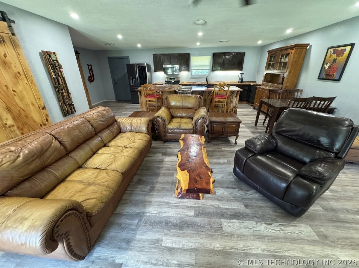 148 Big Buck Property Photo 18