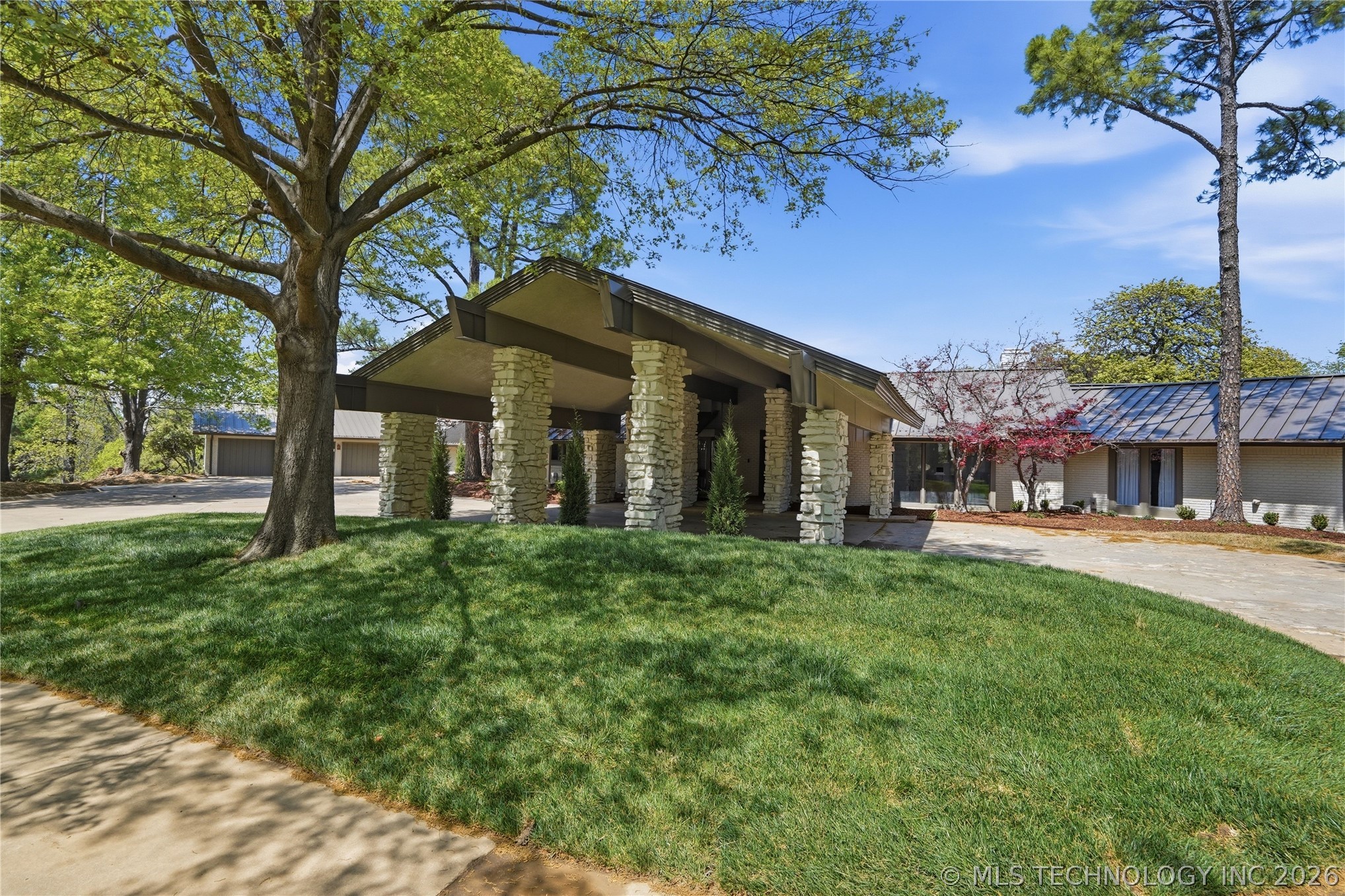 3215 E 65th Street Property Photo 1