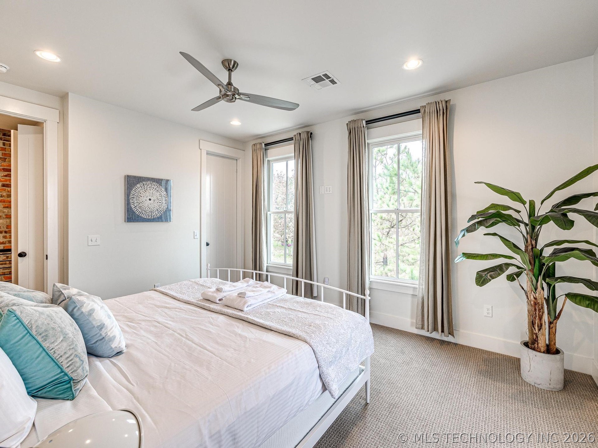 11 Redbud Street Property Photo 24