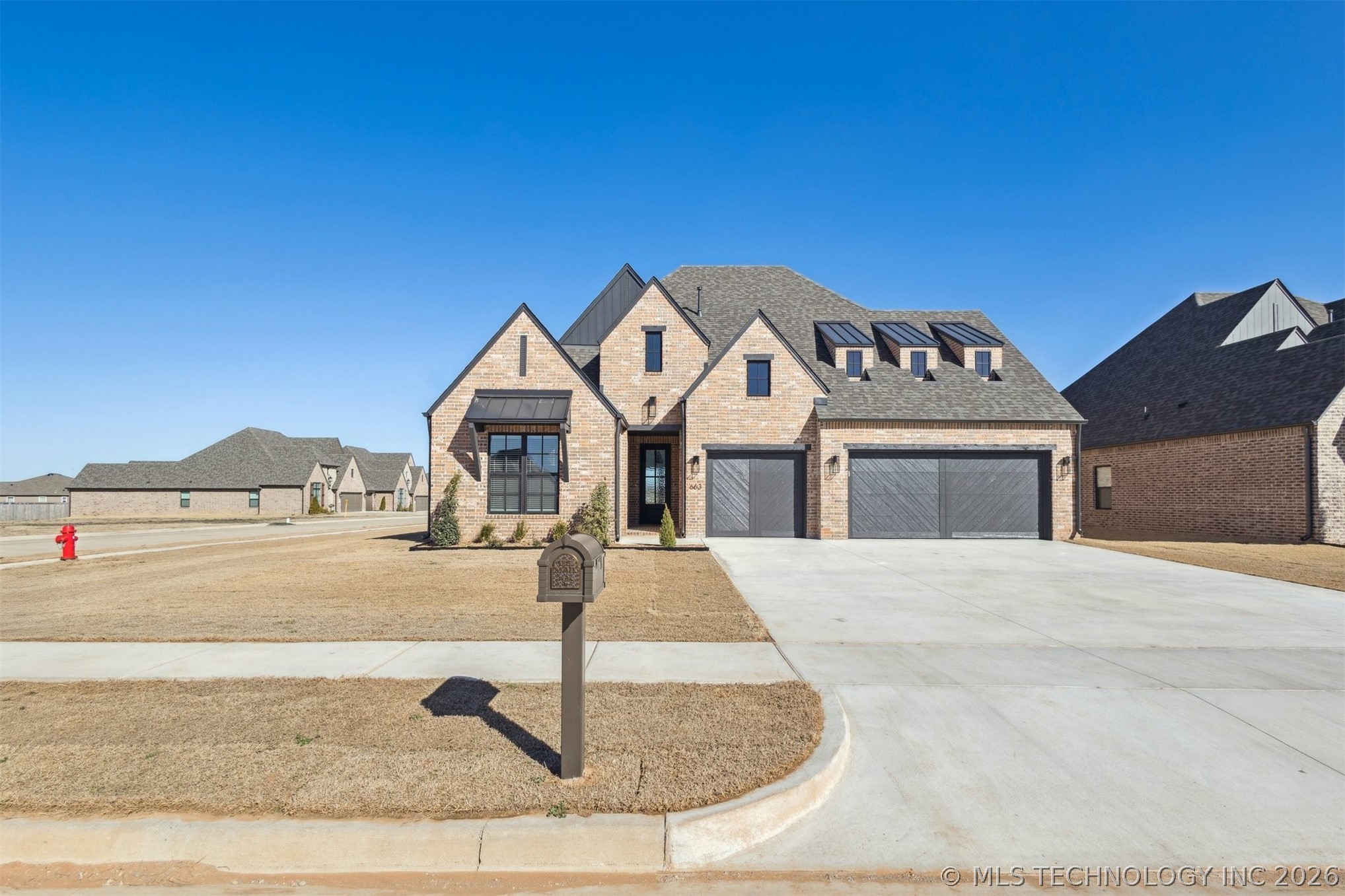 663 E 148th Place S Property Photo 4