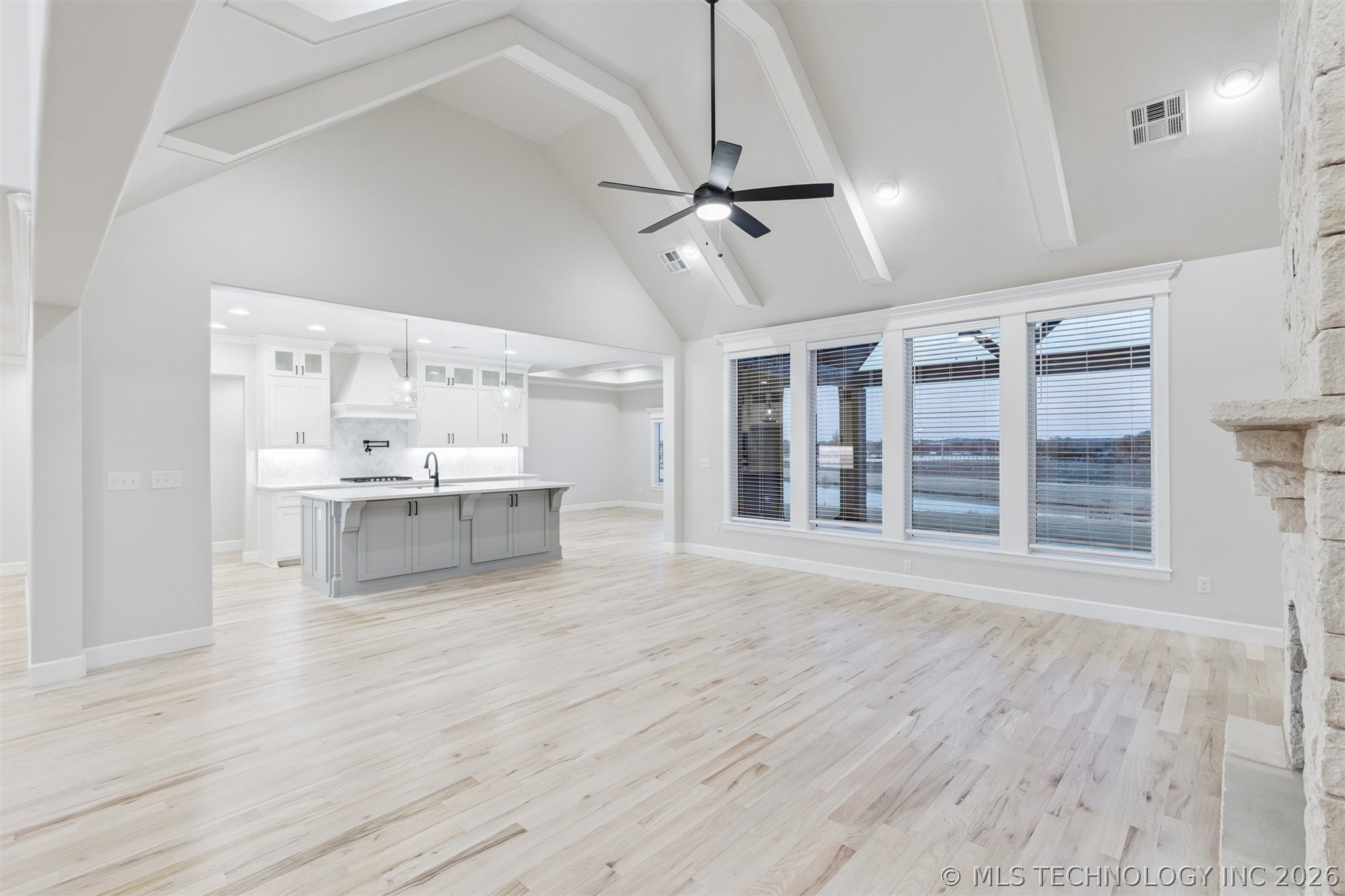 205 W 164th Place S Property Photo 16