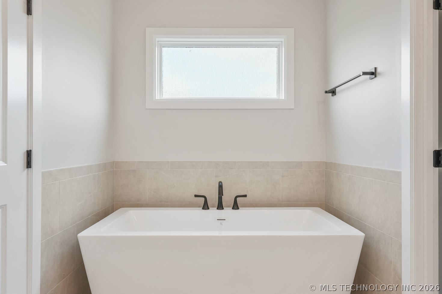 30601 E 63rd Street S Property Photo 27