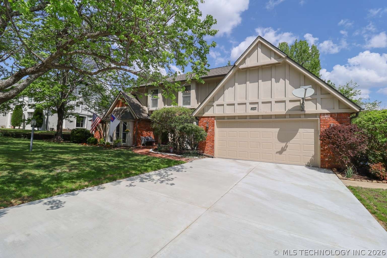 5511 E 73rd Street Property Photo 3