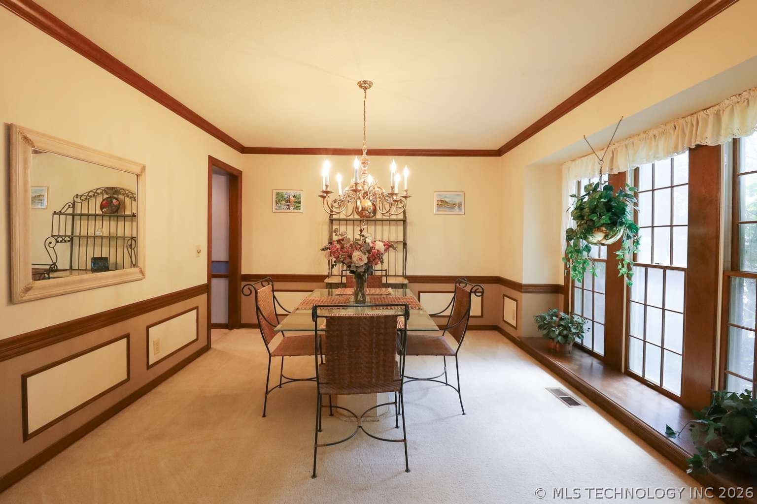 5511 E 73rd Street Property Photo 7