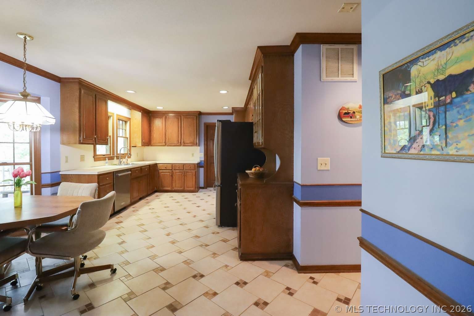 5511 E 73rd Street Property Photo 17
