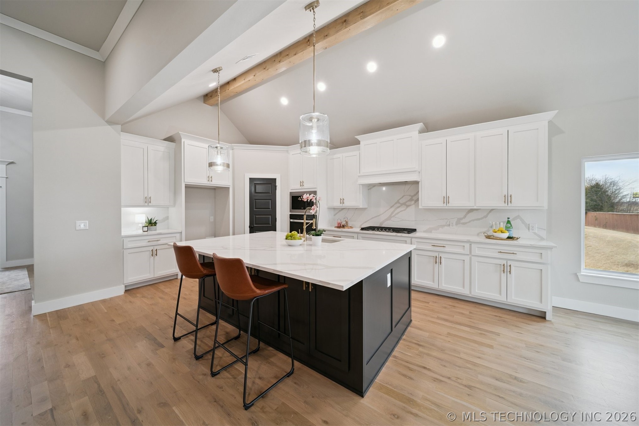 8732 S Quanah Avenue Property Photo 3
