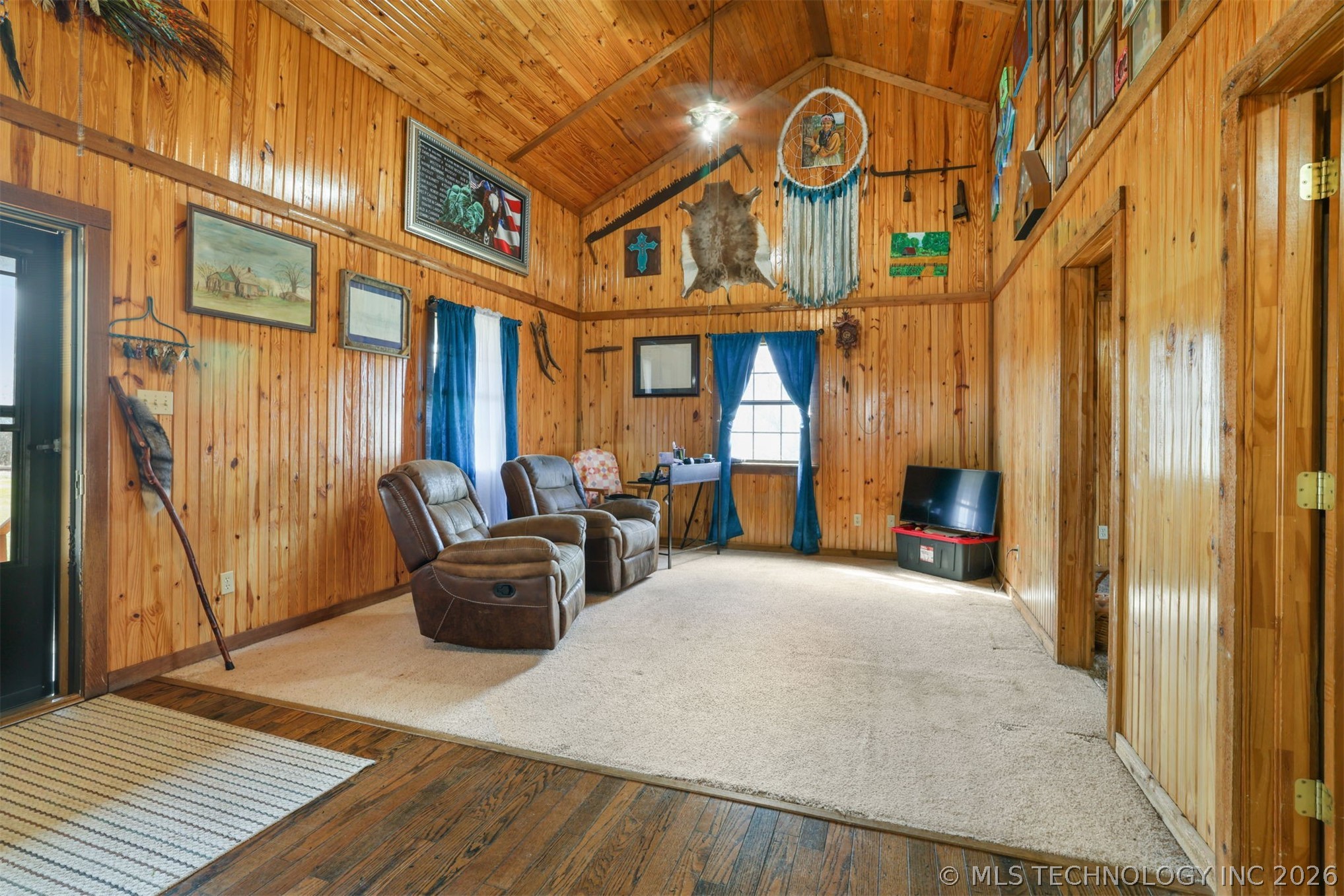 117 S Terry Property Photo 3