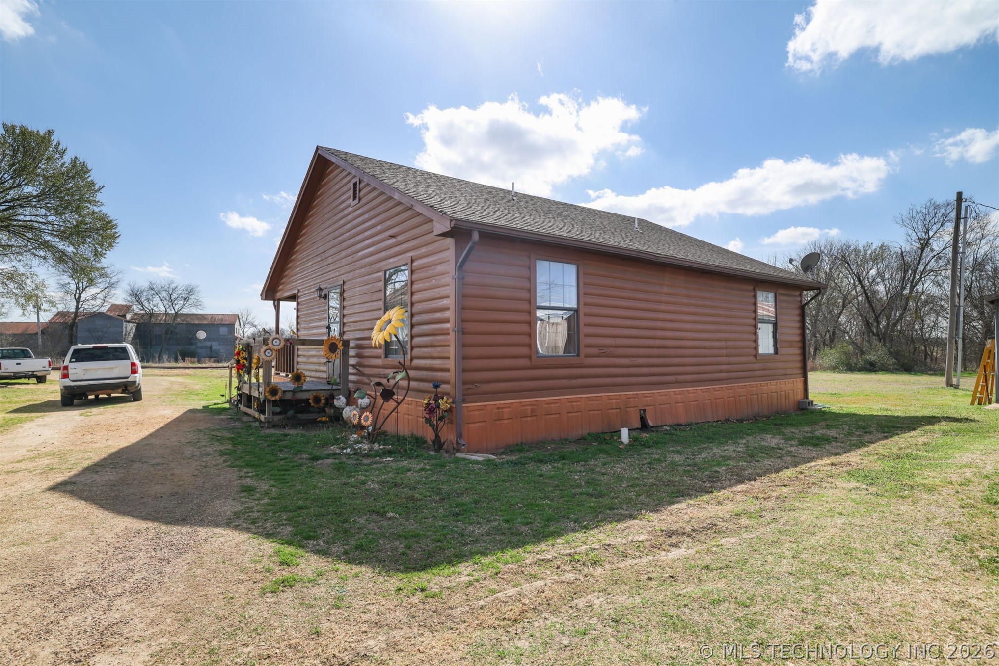 117 S Terry Property Photo 12
