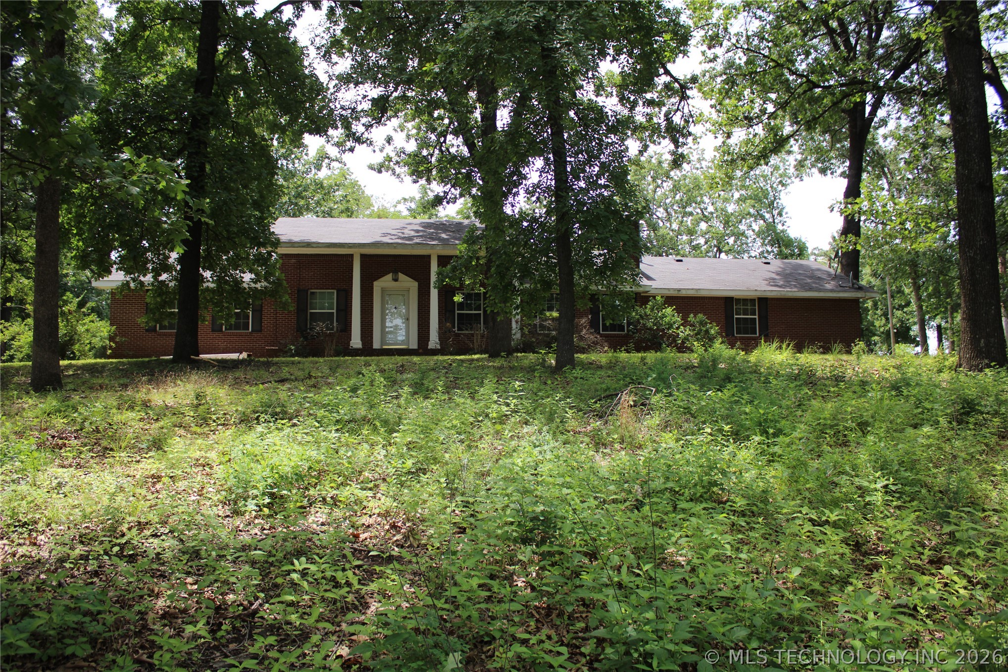 8101 S 700 Road Property Photo 4
