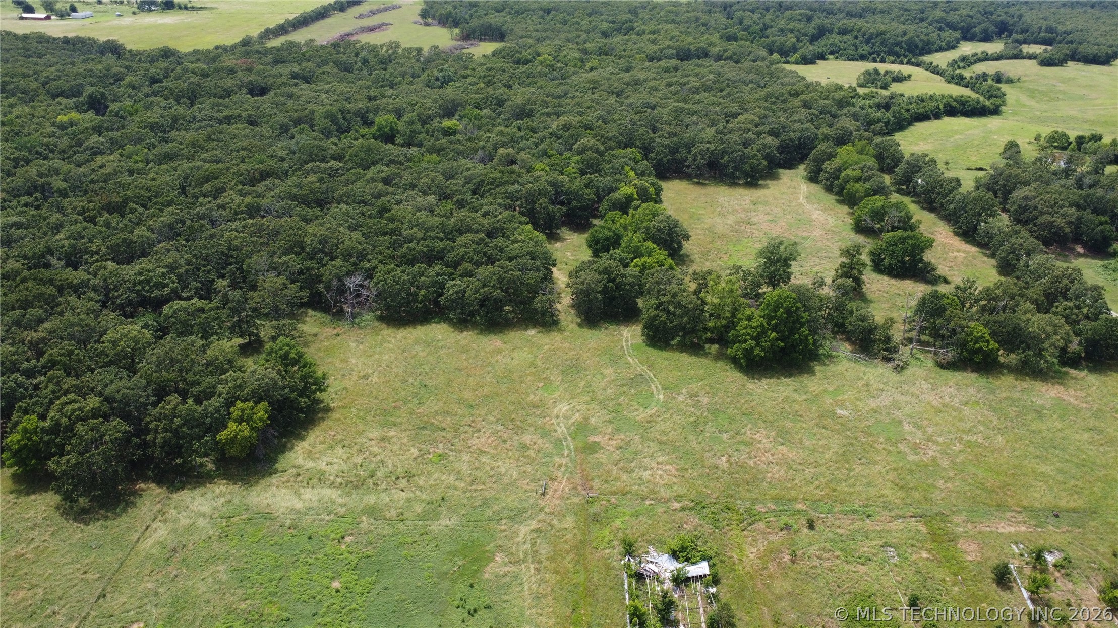 8101 S 700 Road Property Photo 11