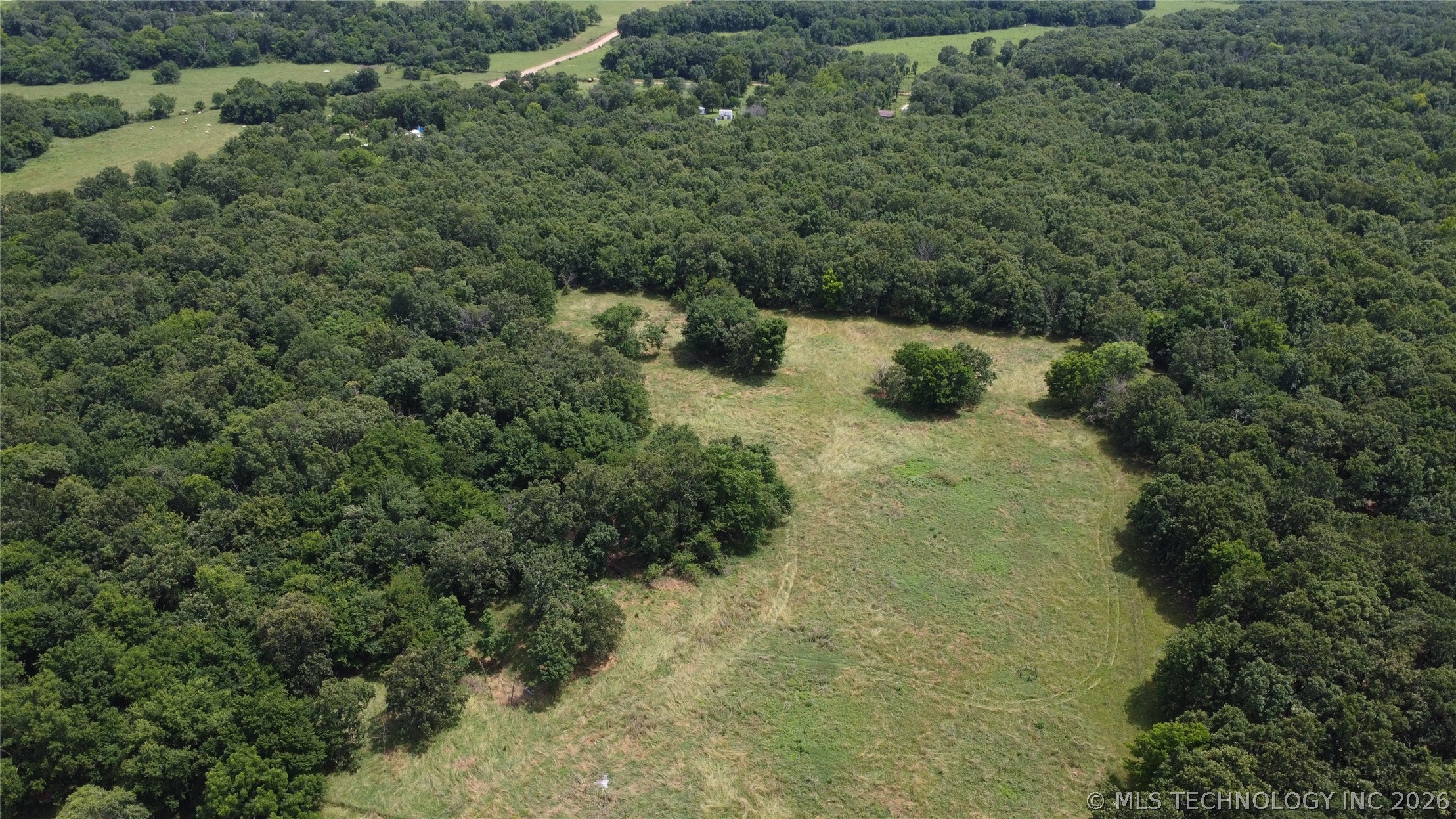 8101 S 700 Road Property Photo 14