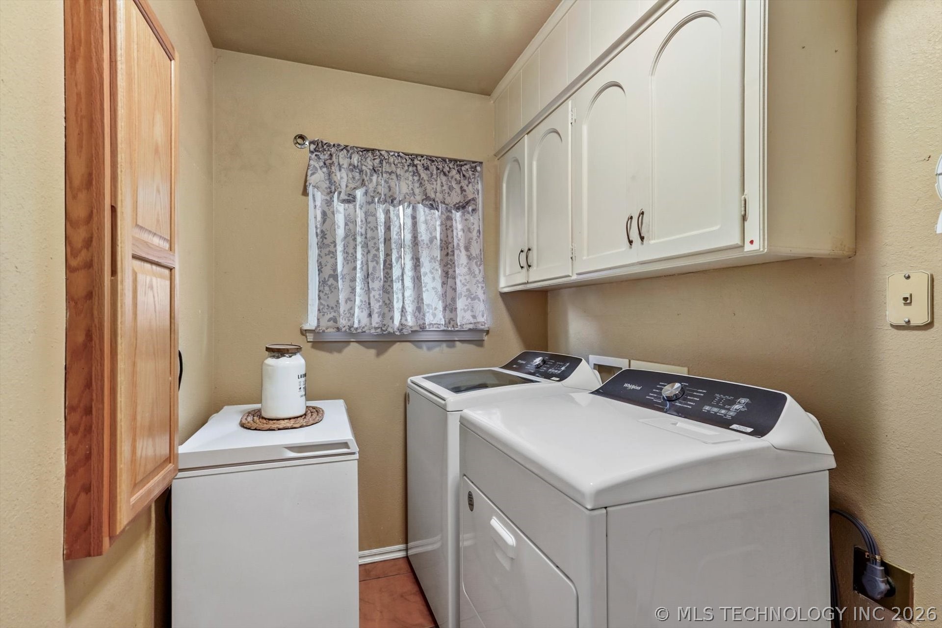 2607841 Property Photo 31