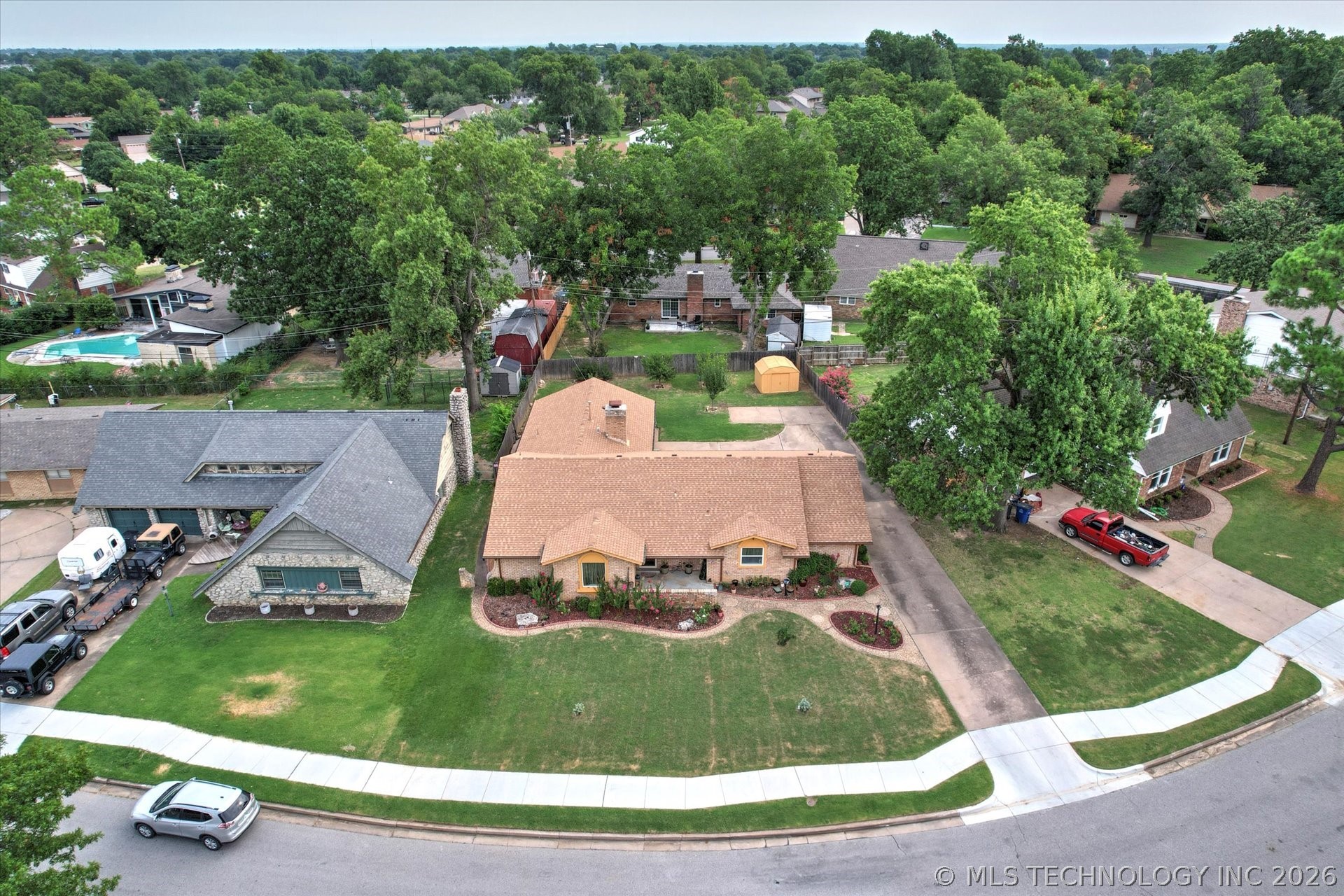 2607841 Property Photo 37