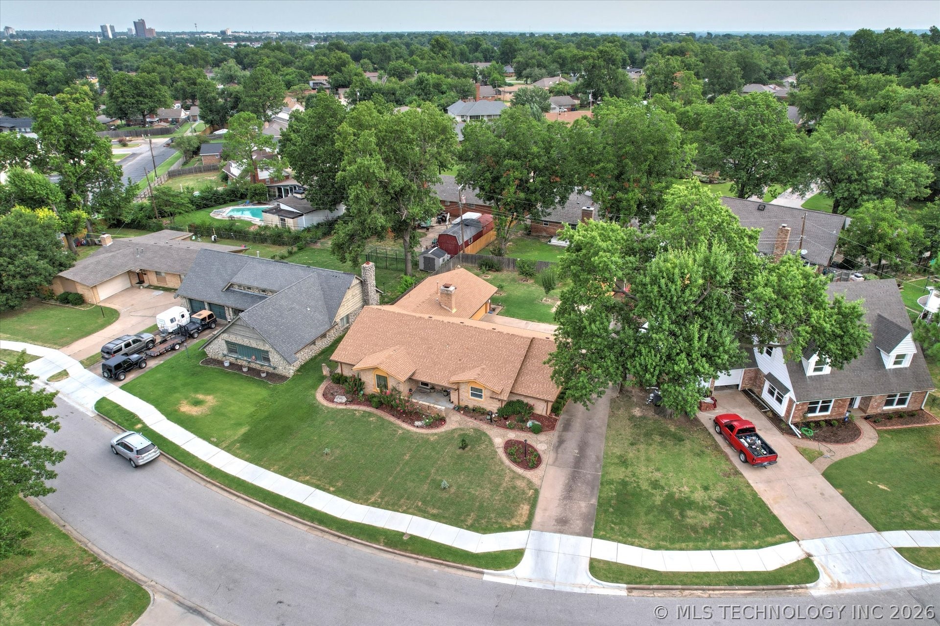 2607841 Property Photo 38